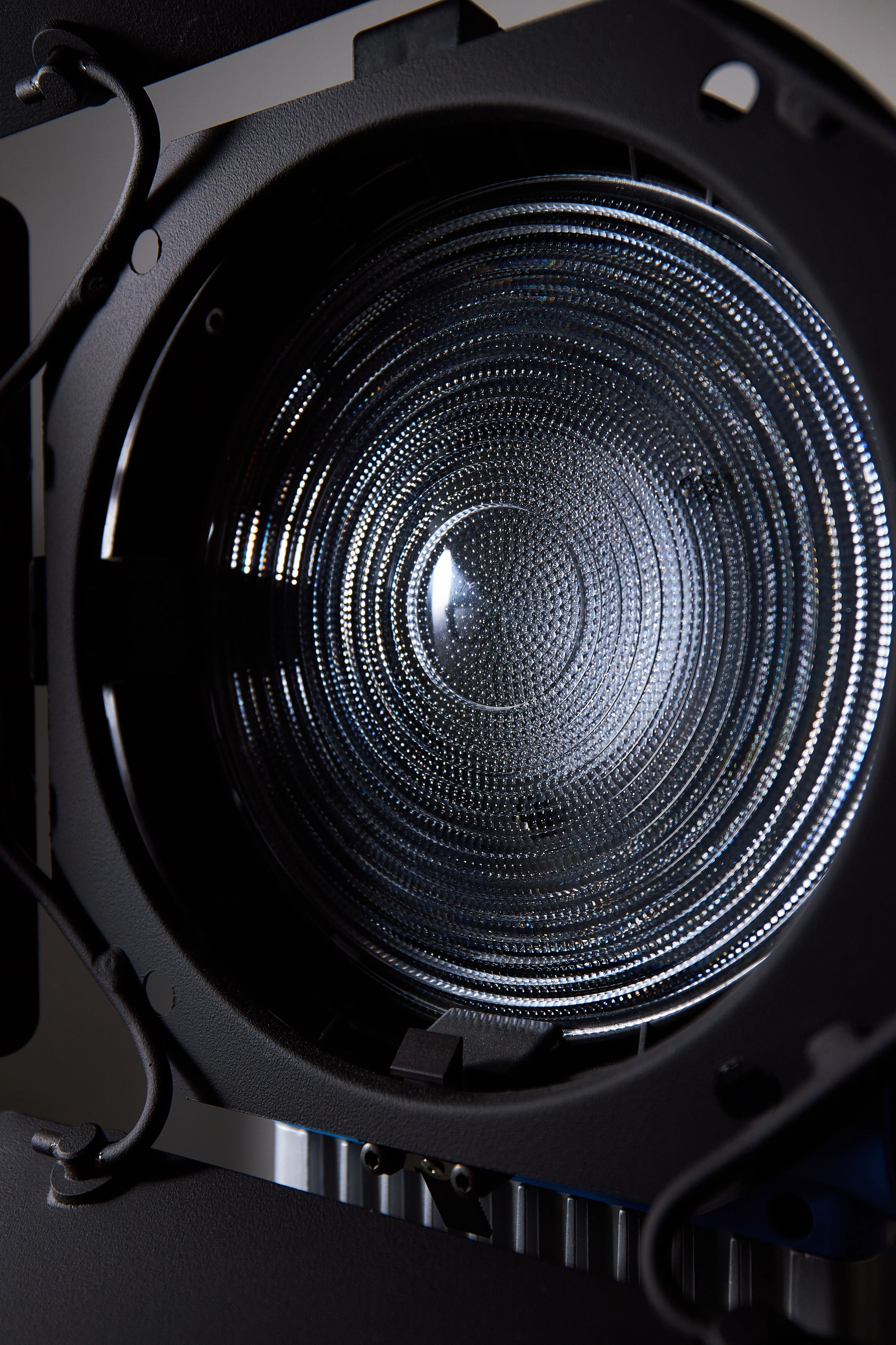 購入して良かった機材】 照明：ARRI L7-C ｜HPC STUDIO
