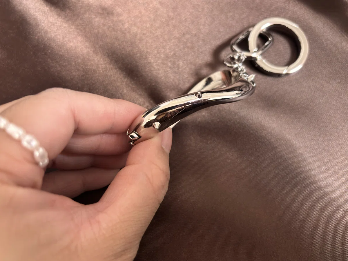 アクセサリー感覚で持ち運べる！タンバリンズの新作ハンドクリームが 