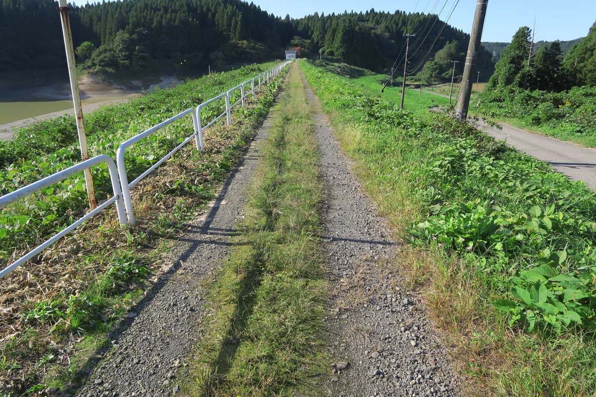 六ヶ村ダム 秋田県 天端
