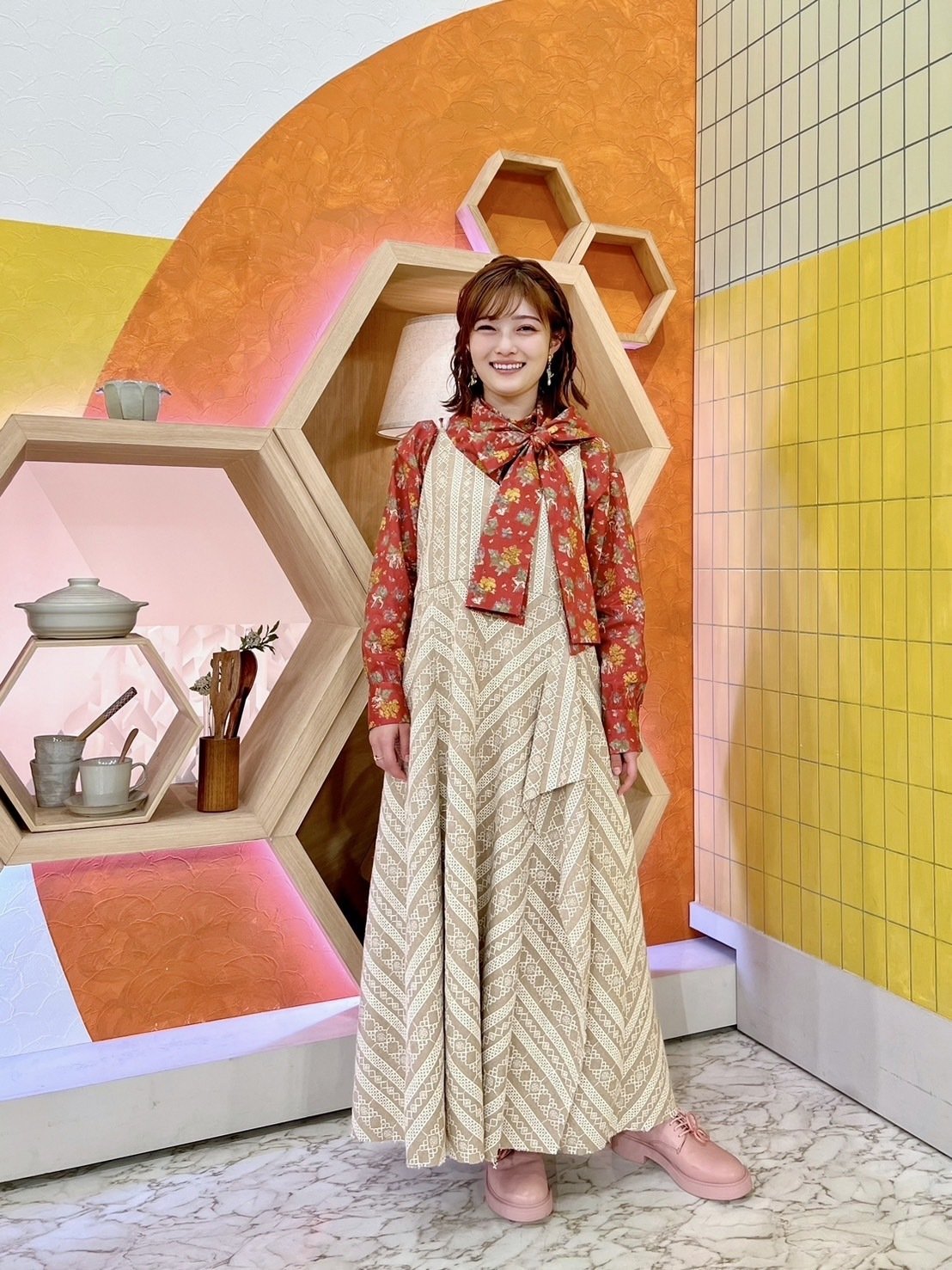 井上咲楽さん着用　HOUGA ツーピース 井上咲楽さん着用 HOUGA ツーピース