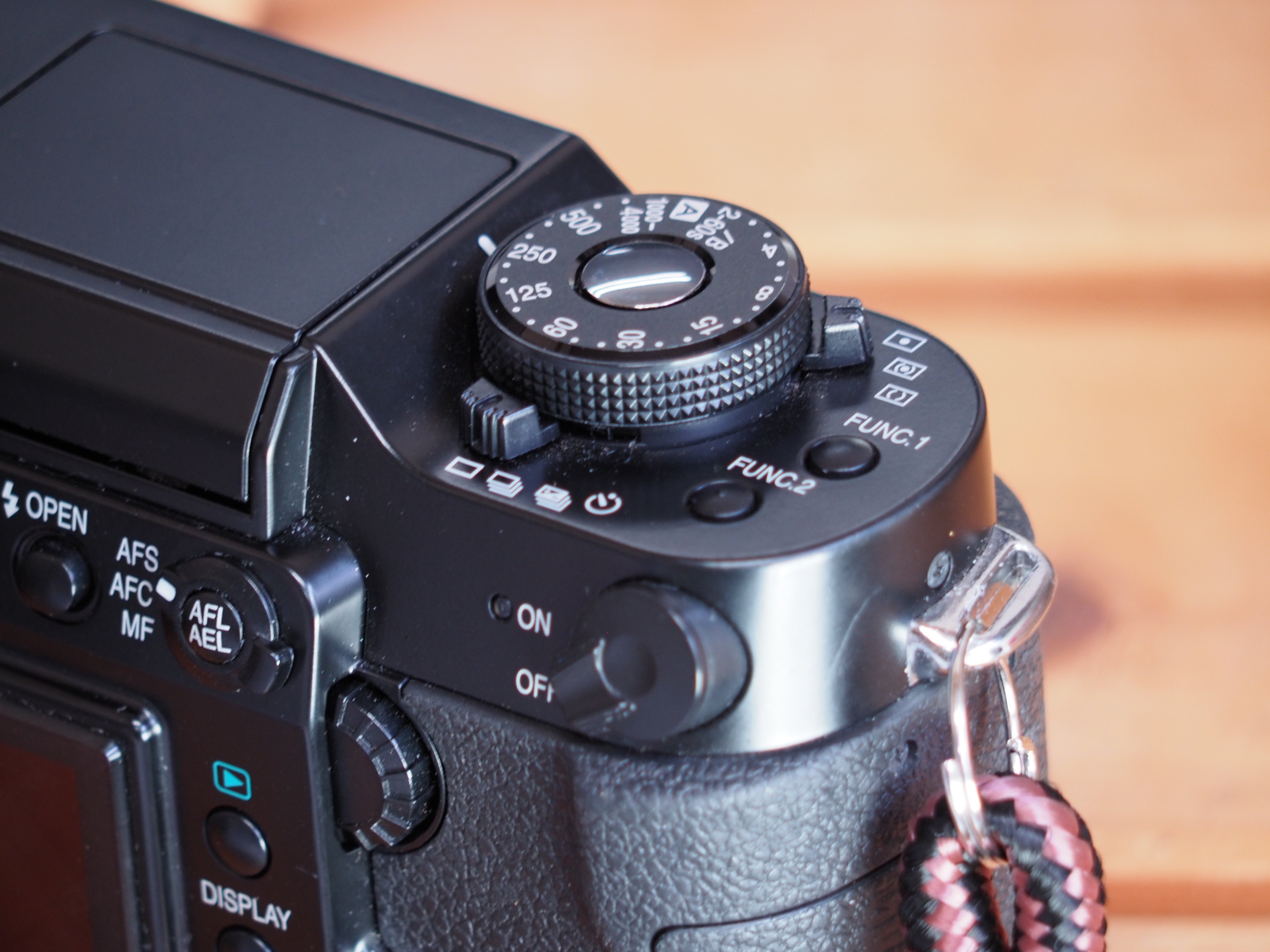 レンズ沼あれこれ番外編：パナソニックLUMIX DMC-L1｜ひっくすK