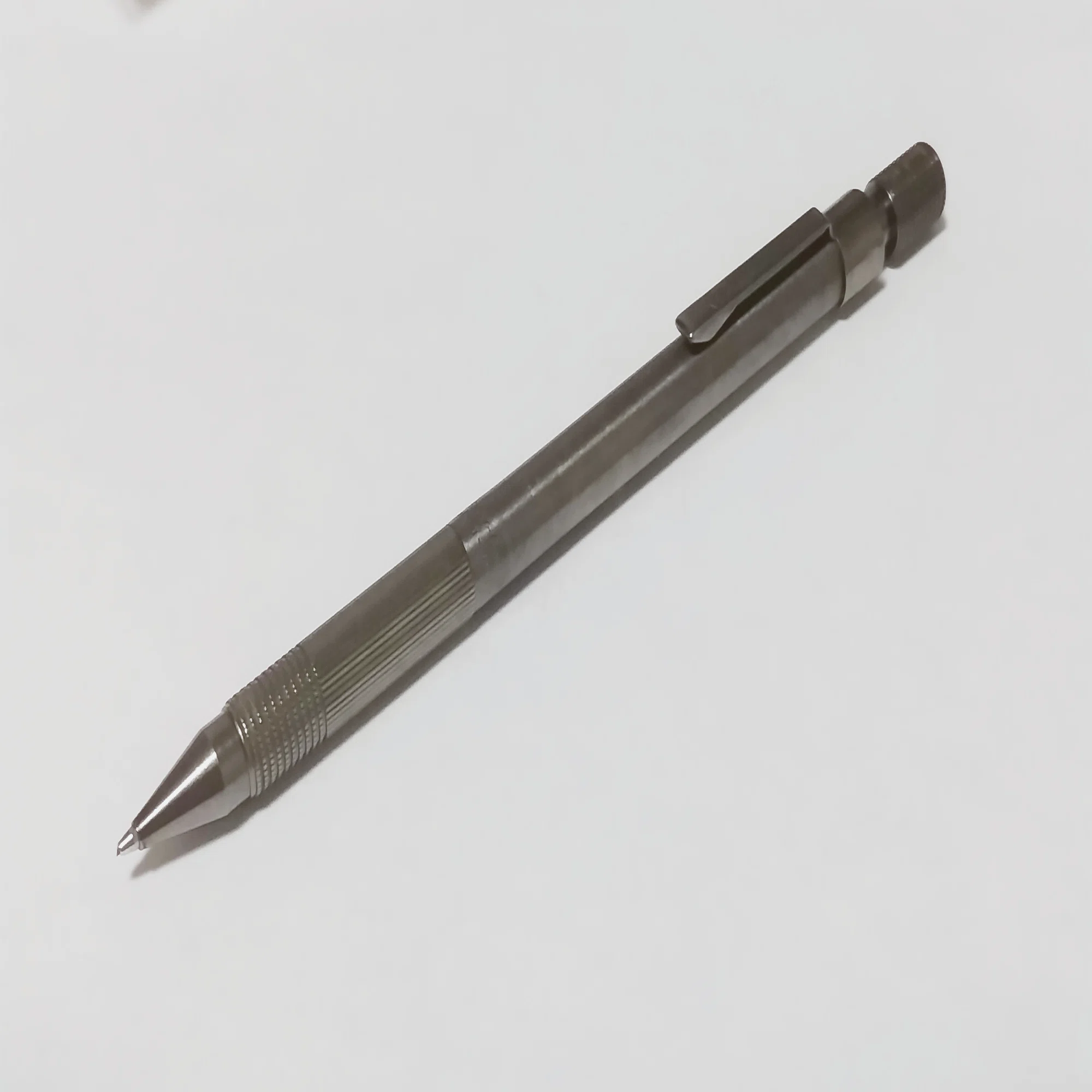Faber-Castell alpha-matic レビュー｜おしっこの匂い大好きマン 