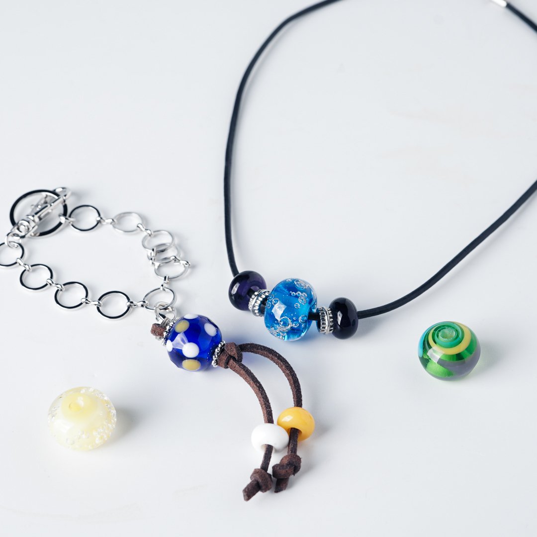 受付終了【2025年1月16日 開講】色の組み合わせを楽しむ とんぼ玉