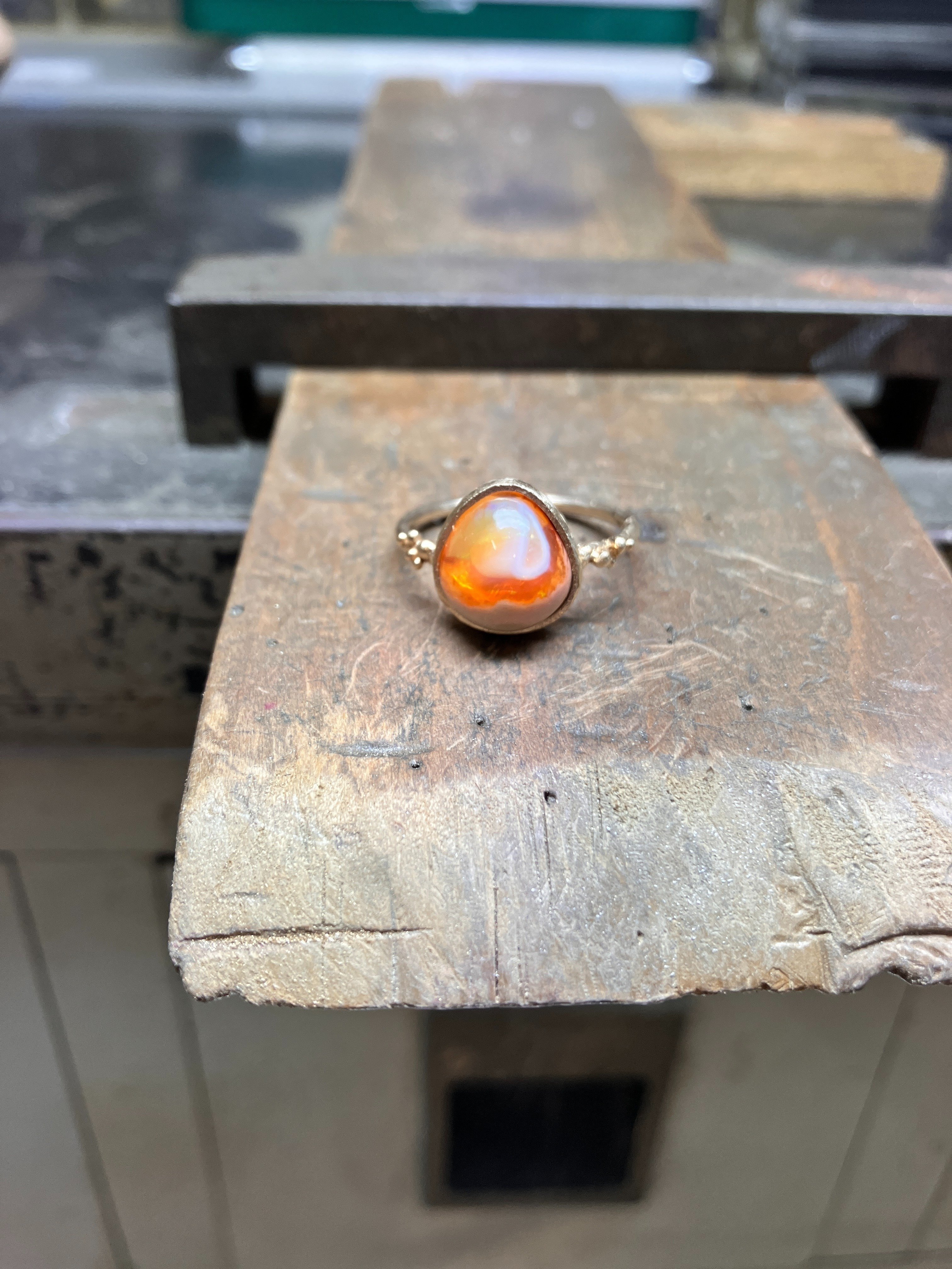 カンテラオパールの10金リング完成しました！｜azur.jewelry｜金属と石