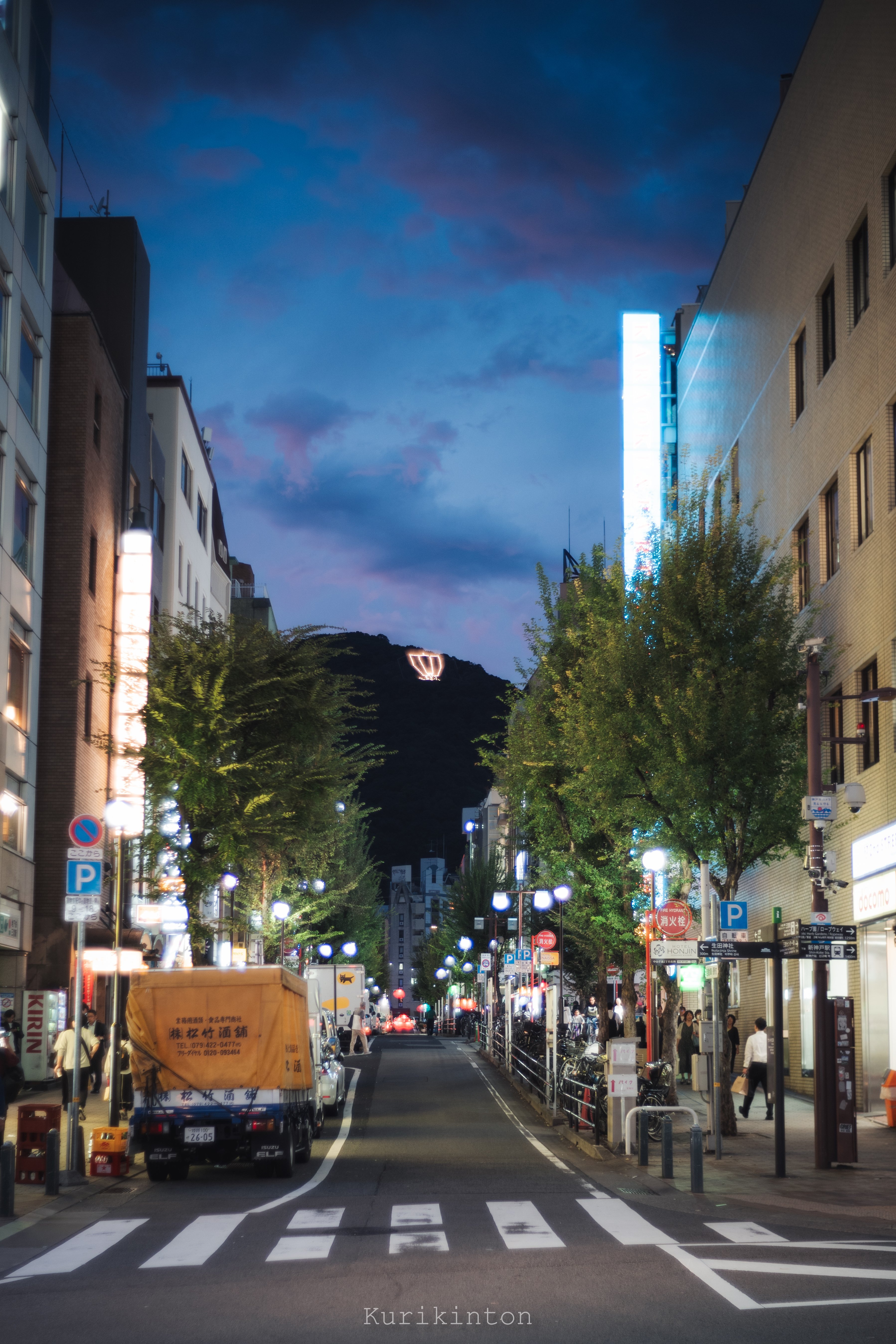出張フォト記：大阪・神戸：NOKTON classic 40mm f1.4 SC｜栗