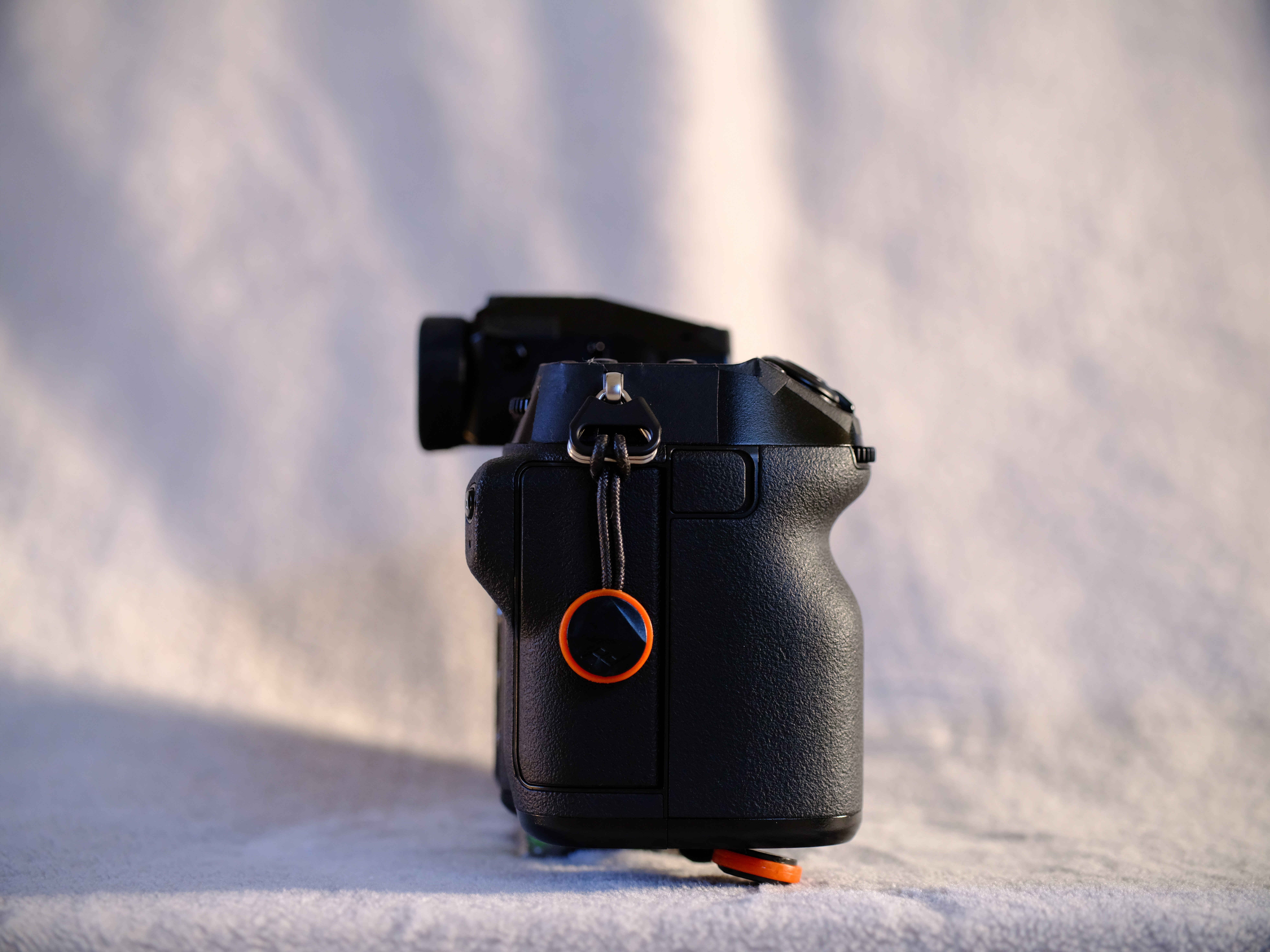 s*u様 X-H1 ボディfujifilm とfringer ef -fxのセッ