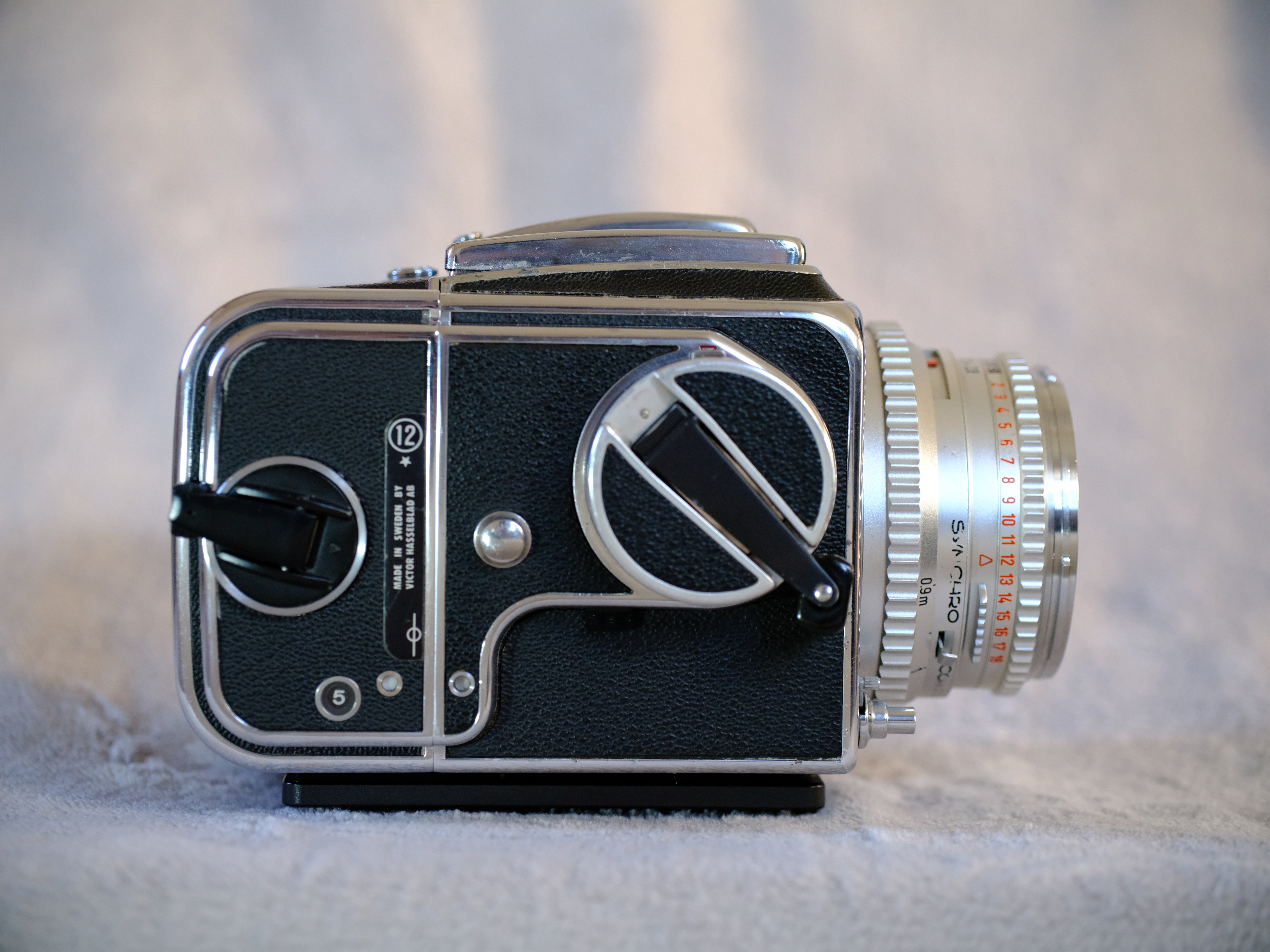 ハッセルブラッドhasselblad 500c プリズムファインダー2点作例アリ 作例あり】ついにハッセルブラッドを購入！！！中判カメラで撮る