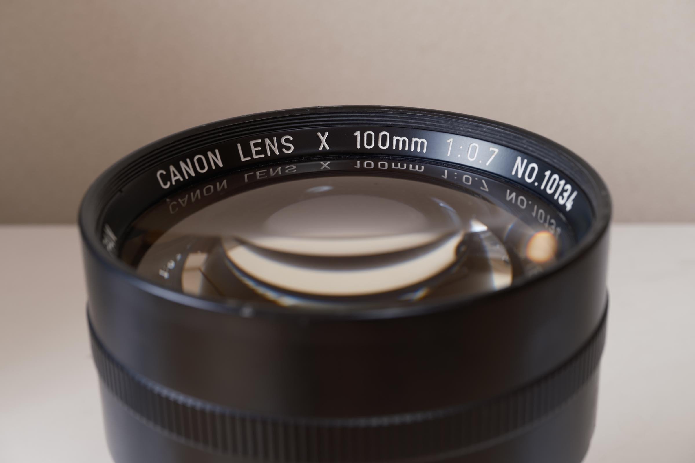 キャノン　レンズ 産業用大口径レンズレビュー：CANON LENS X 100mm F0.7｜fixsenia