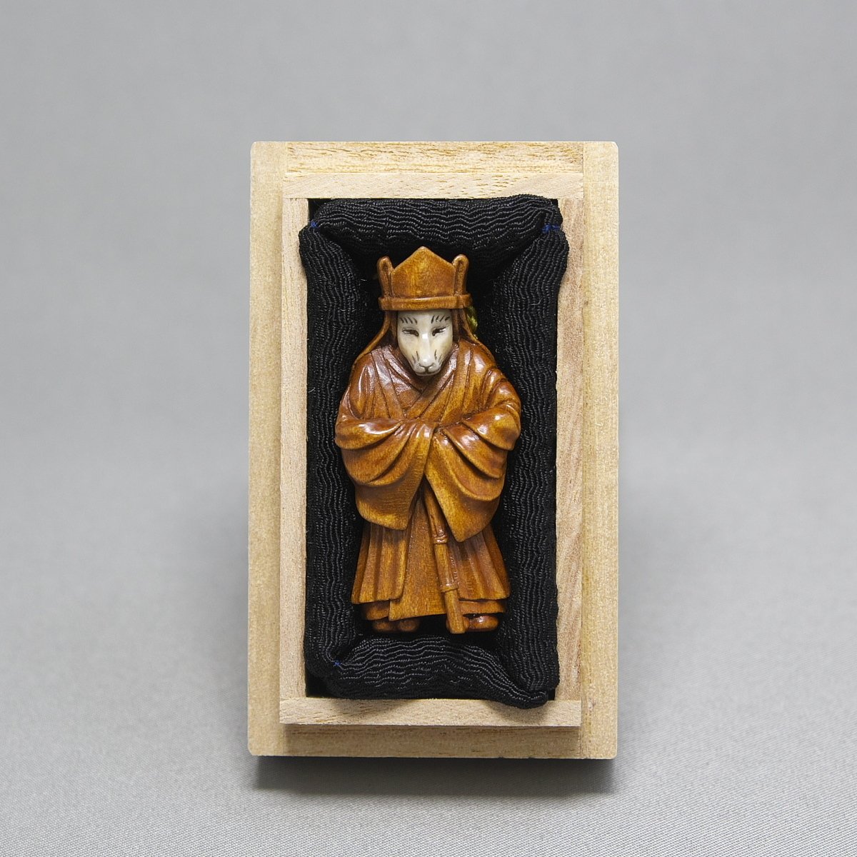 古根付 Netsuke 江戸期 鹿角 妖怪狐 狐 白蔵主 きつね 稲荷神 釣狐 古根付 Netsuke 江戸期 鹿角 妖怪狐 狐 白蔵主 きつね 稲荷神 釣狐