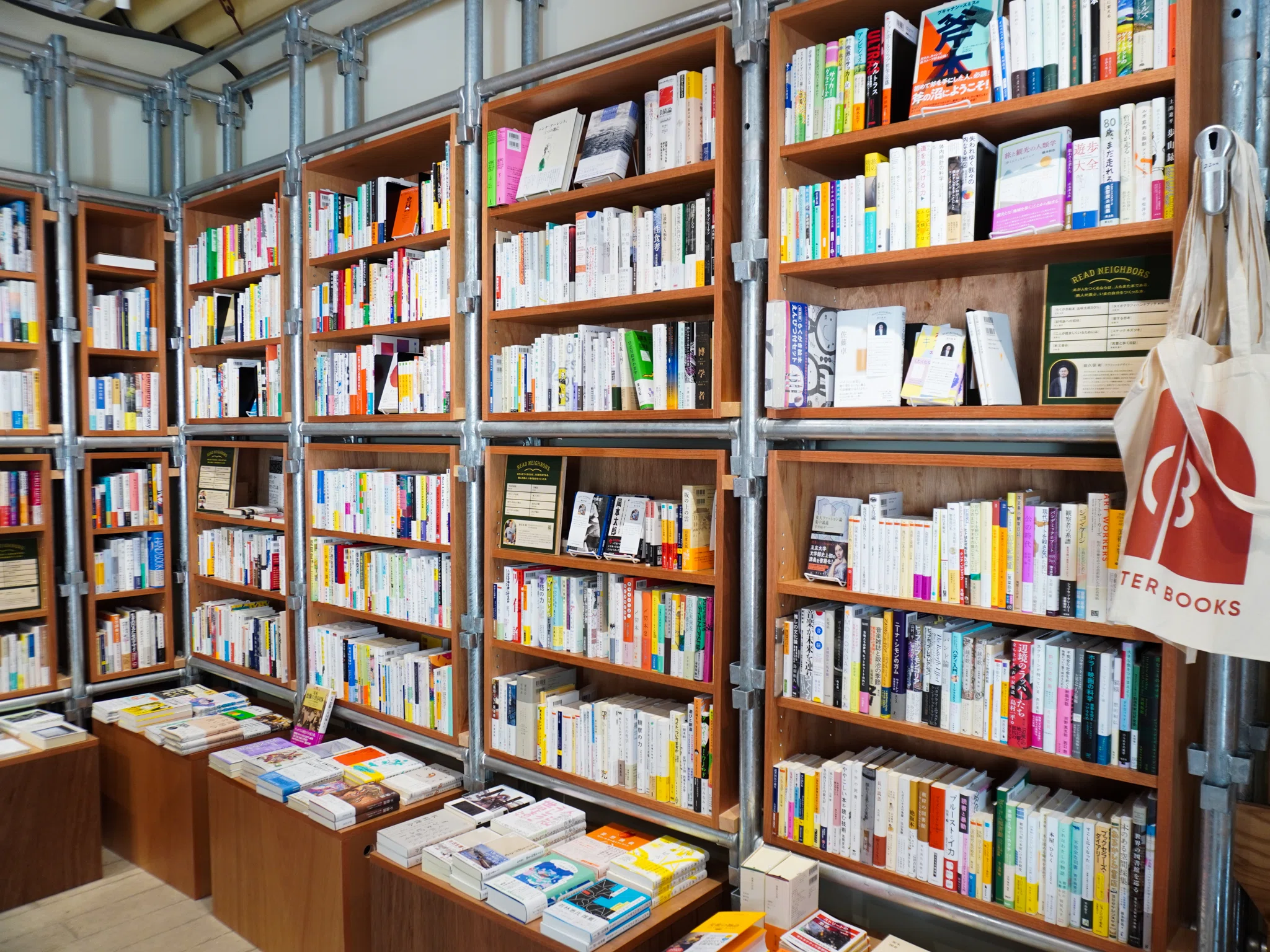 出会いに満ちた高架下の書店「counterbooks」に行ってきた話｜森潤也