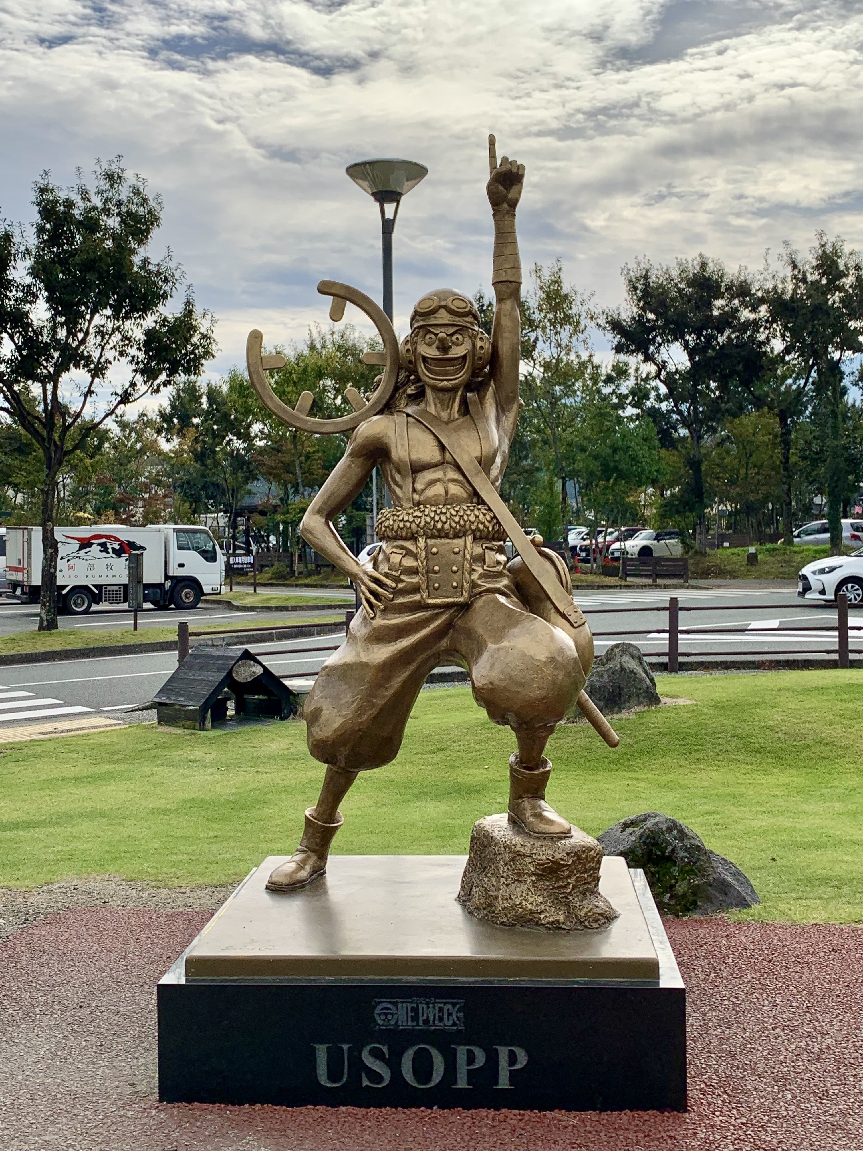 ワンピース像スタンプラリー｜鉄観音重工