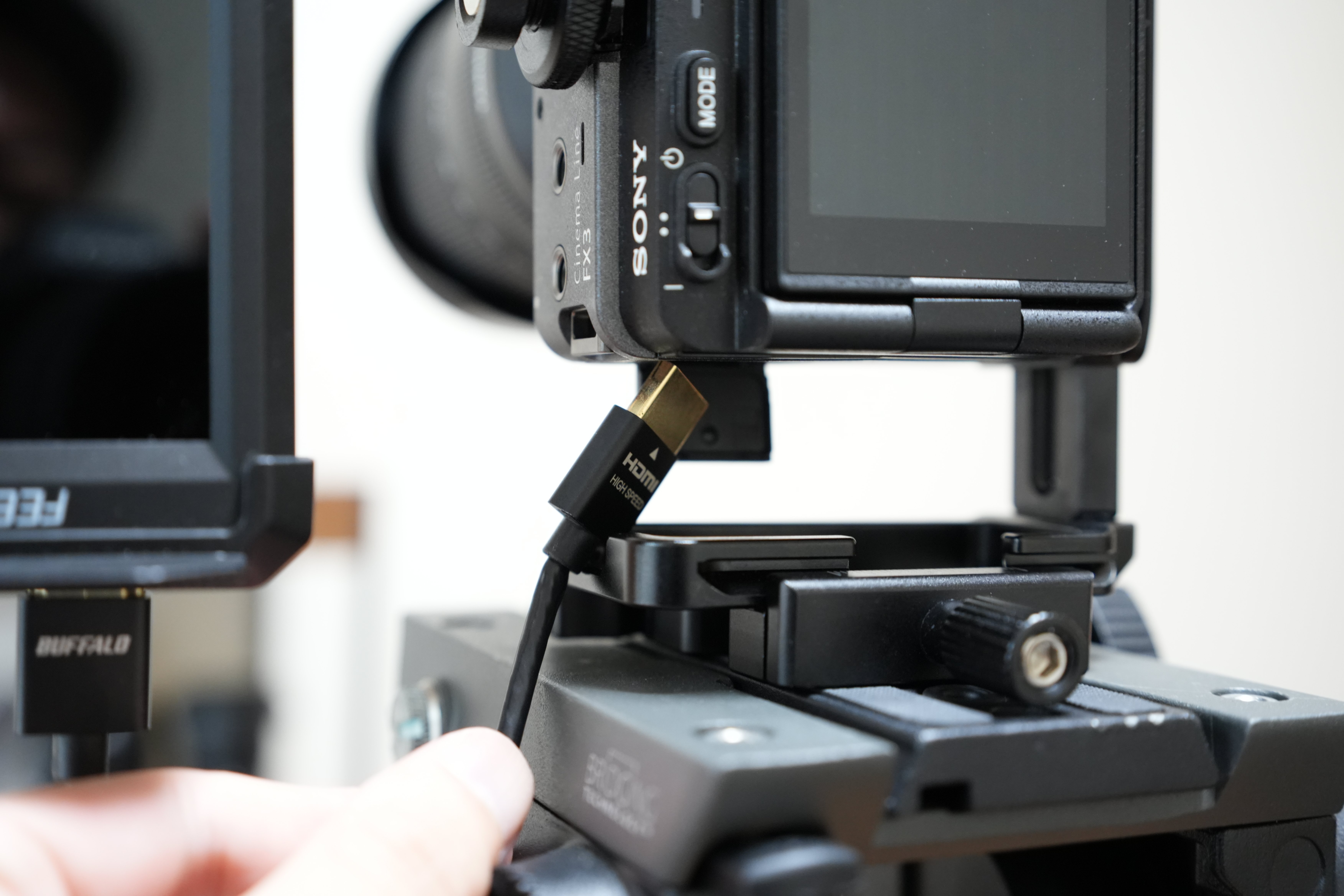 Desview D21 撮影用モニター持ち運び 縦型 ショート動画用 （縦