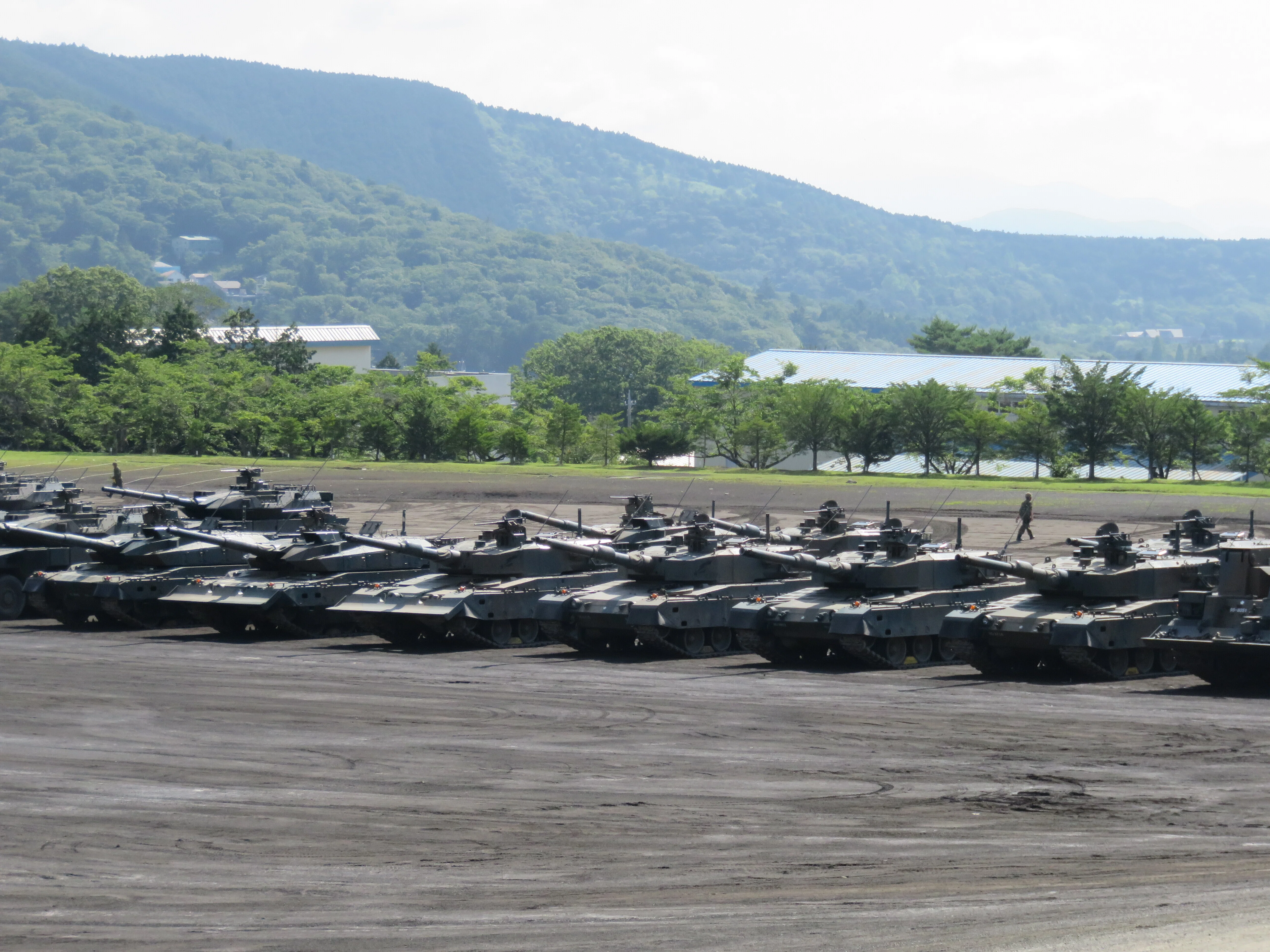 日記】陸上自衛隊富士学校70周年記念行事に行ってきました前編｜葛城
