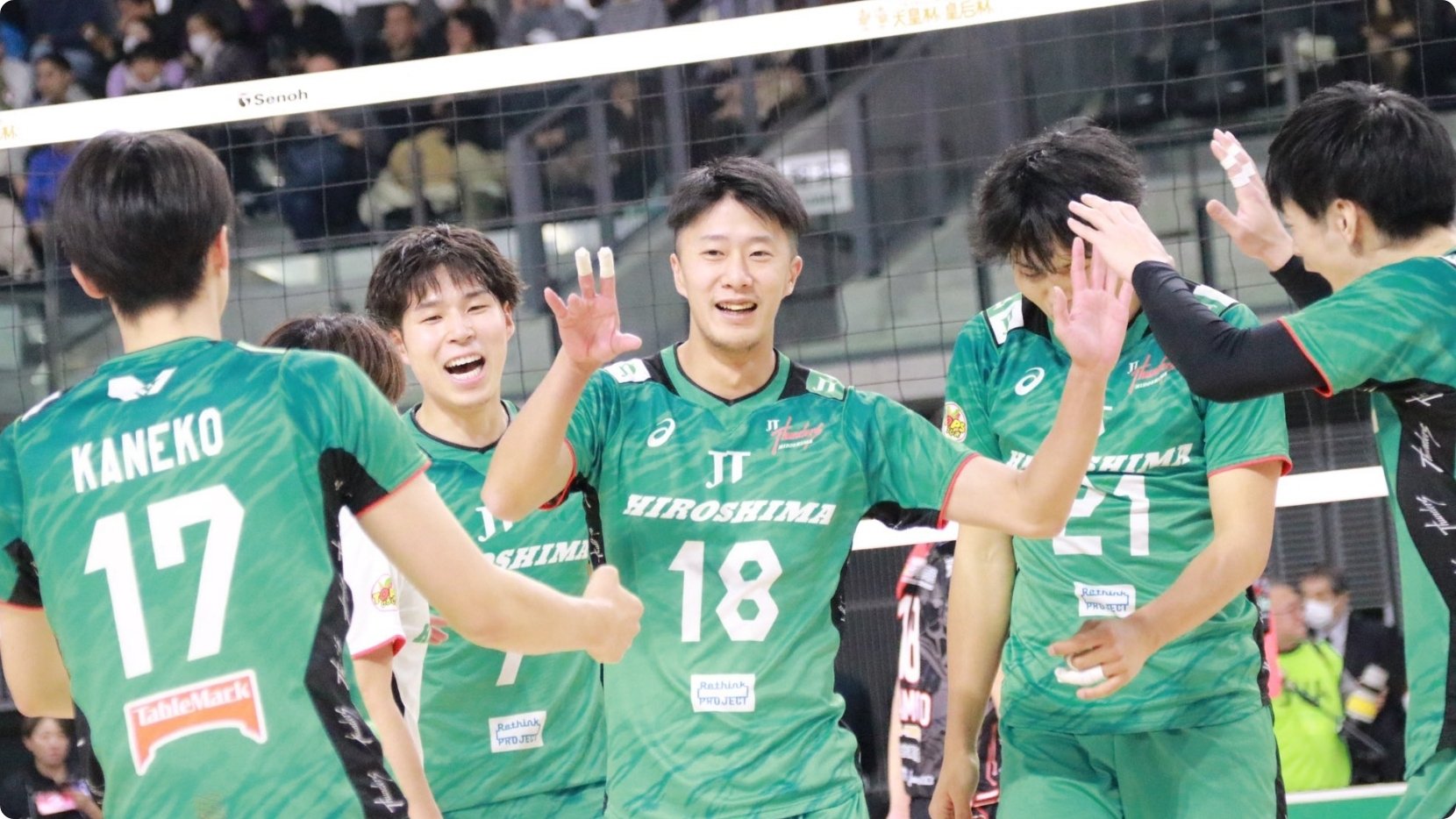 バレーボールで社会に貢献する――選手たちが伝えたいことと、地元への