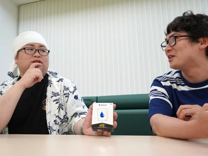 オモコロブロスに高級スリーブを試した記事が載りました｜ストーム叉焼