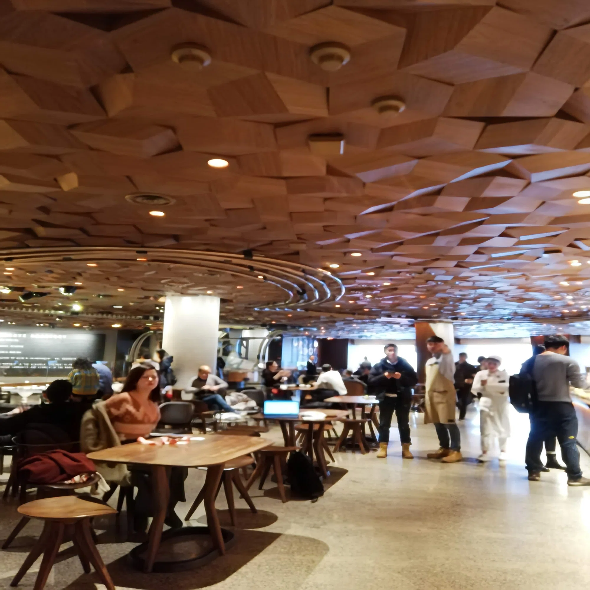 Starbucks Reserve Roastery 上海 エプロン