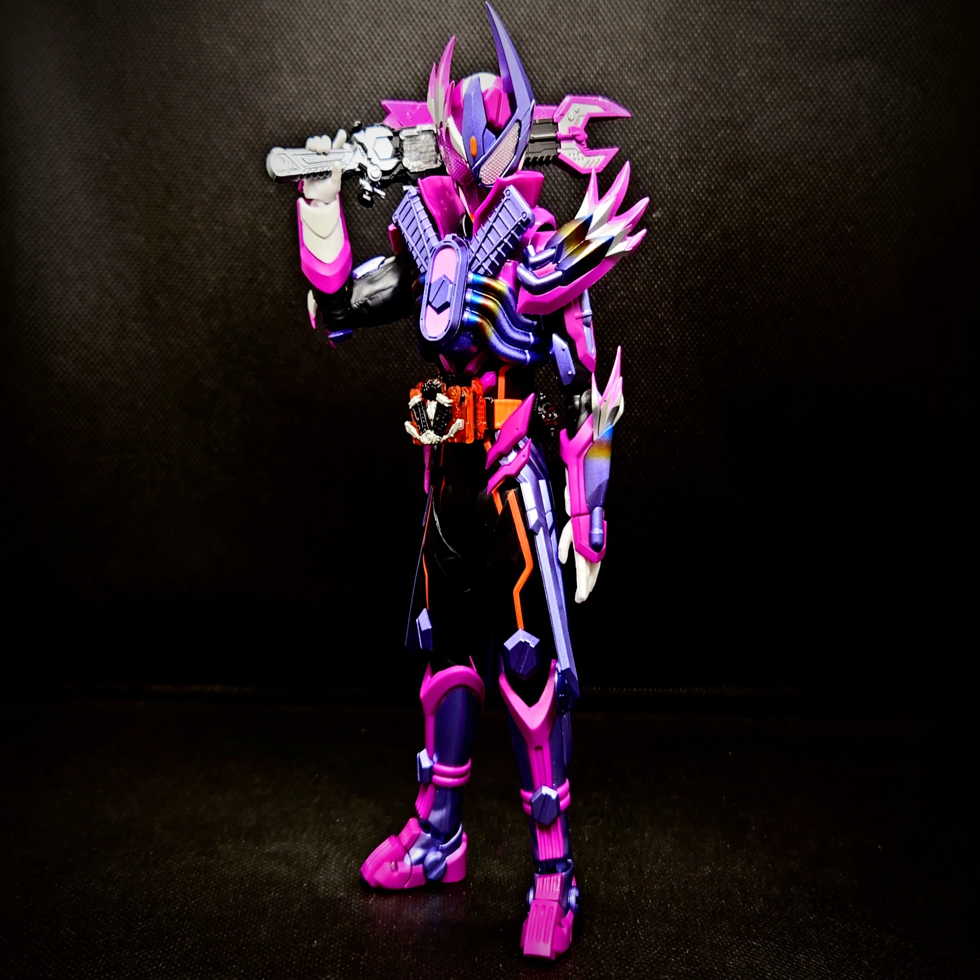 S.H.Figuarts 仮面ライダーヴァルバラド レビュー｜こすもす