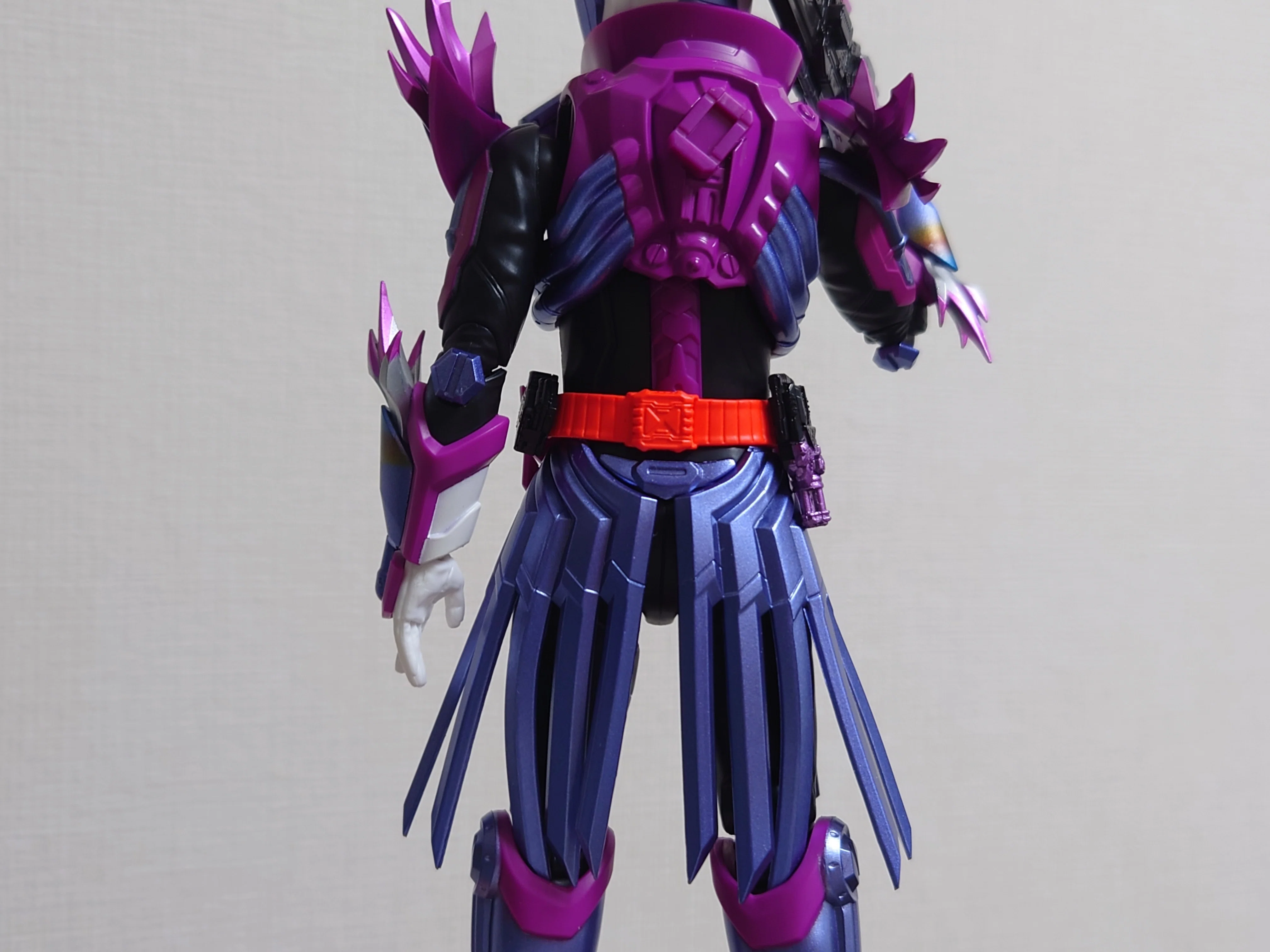 S.H.Figuarts 仮面ライダーヴァルバラド レビュー｜こすもす