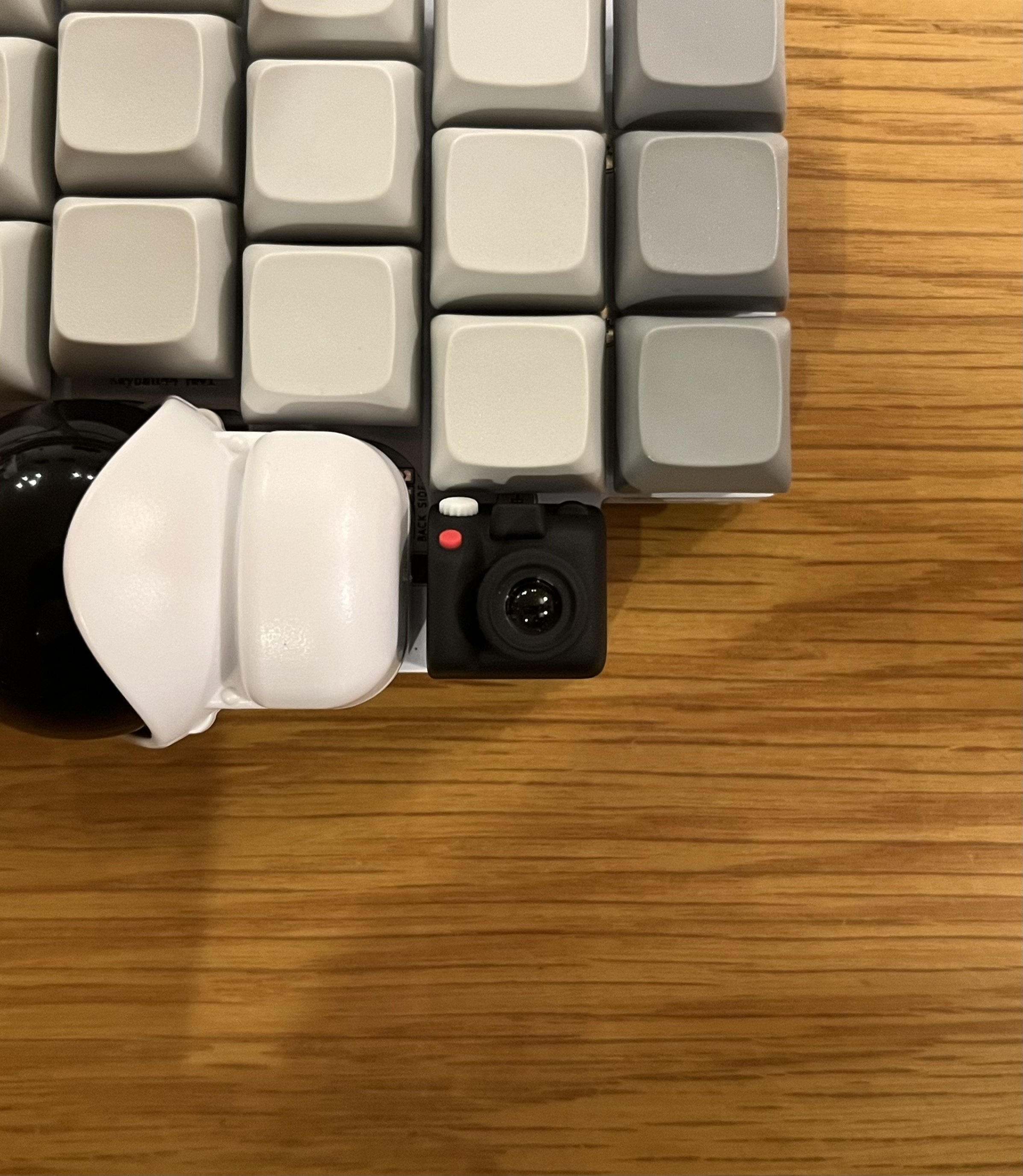 Keyball44｜待ちに待ったカメラキーキャップが届いた！｜mame