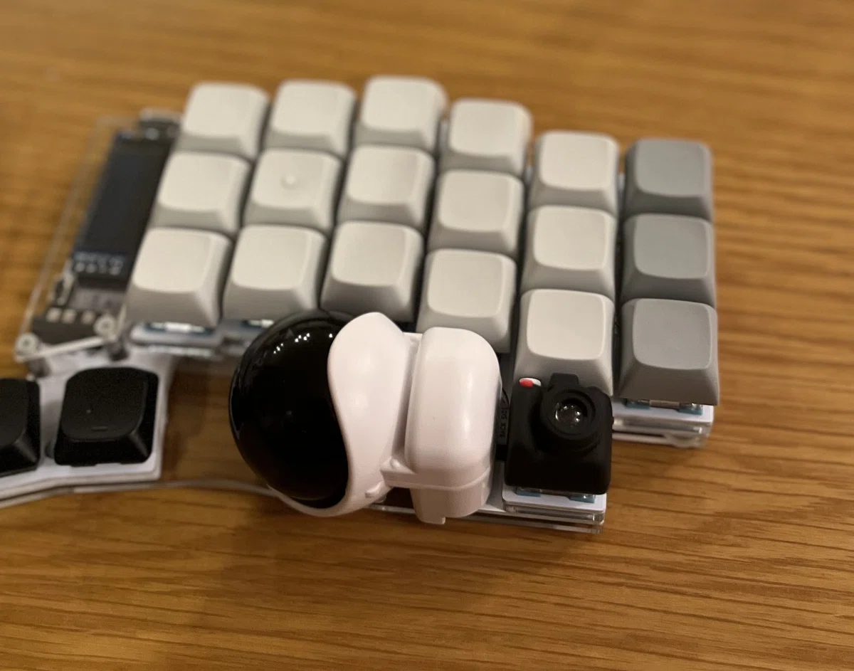 Keyball44｜待ちに待ったカメラキーキャップが届いた！｜mame