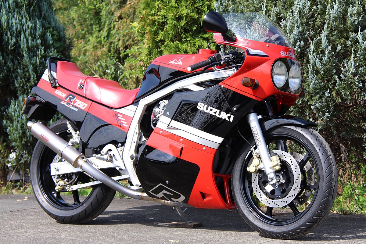 中古] GSX-R1100 GU74 GSX-R750 GF71 初期型 純正 サイドカウル