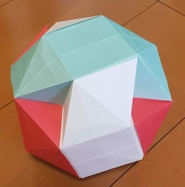 六合折り紙(3)～ひねった多面体｜佐藤健太郎