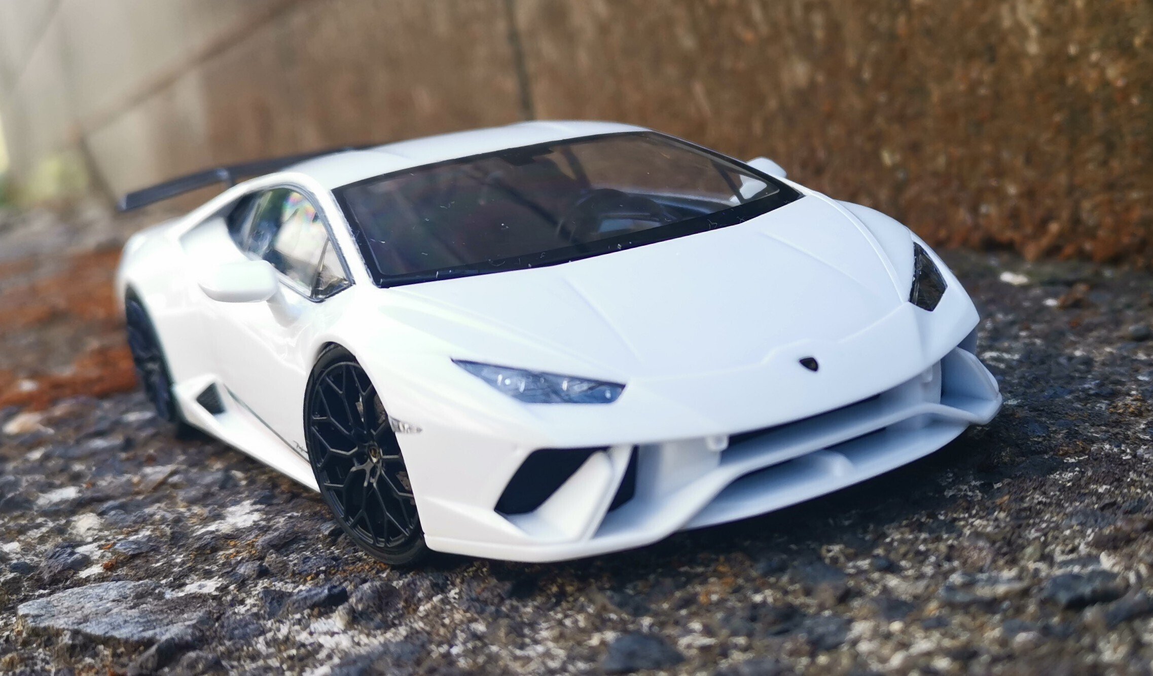 MRコレクション MR collection 1/18 Lamborghini Urus