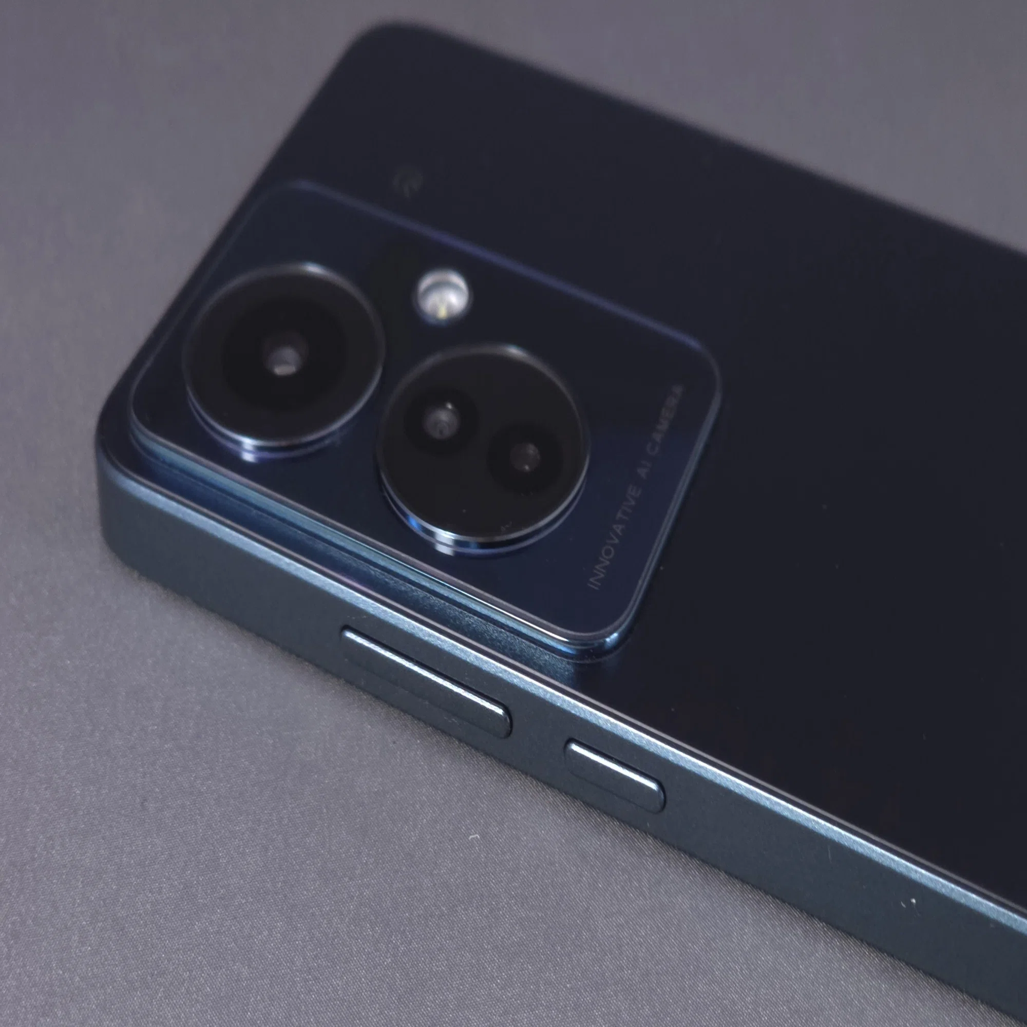 OPPO Reno11 A使用感レビュー|動作そこそこサクサクな大画面177g軽量 