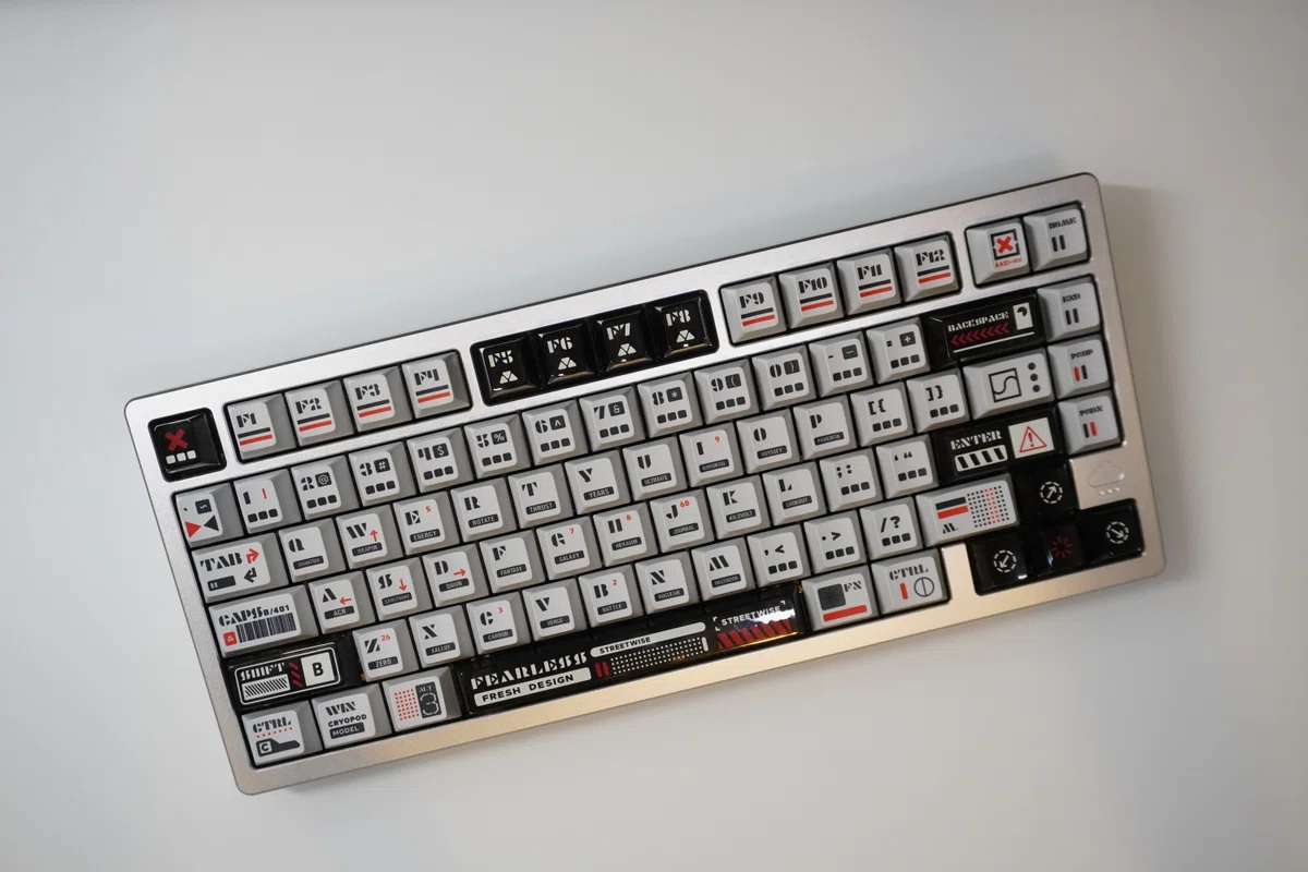 RT・AP0.01mm／正真正銘のハイエンド磁気キーボード／WOB Rainy75 RT 