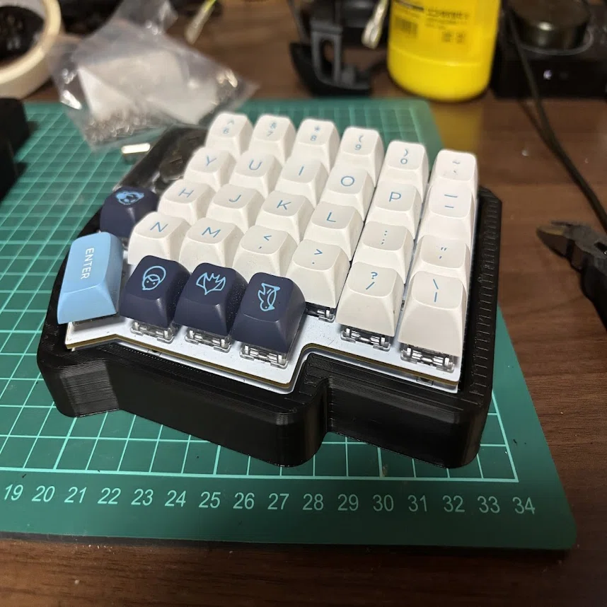 lskbd 分割キーボード レツプリ LEDあり 3DPケース LEDあり レツプリ 分割キーボード lskbd 3DPケース みたいな自作っぽい