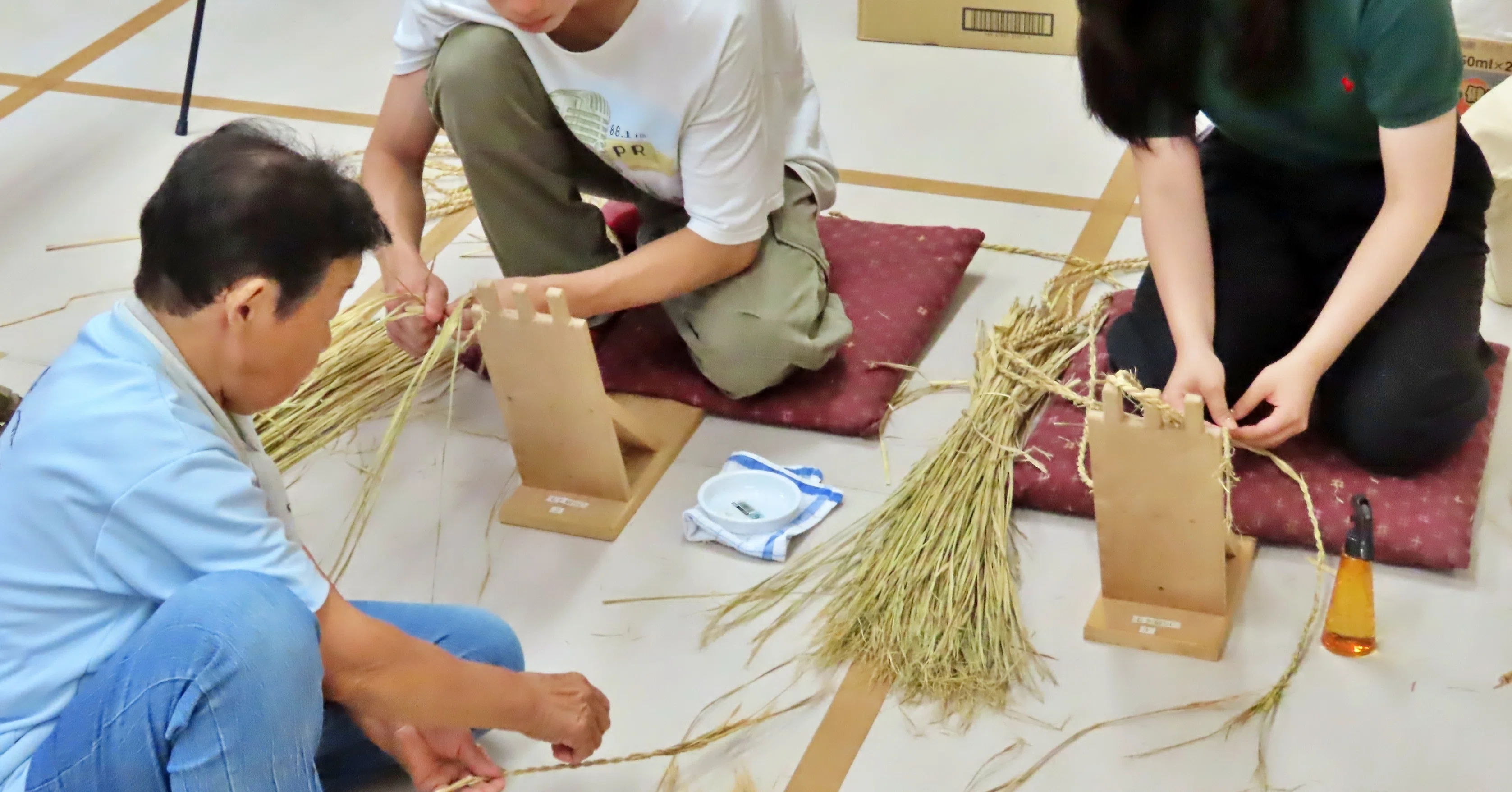 わらじ職人さんとわらじを編む―20歳の私が見た山間のイベント｜七ヶ宿