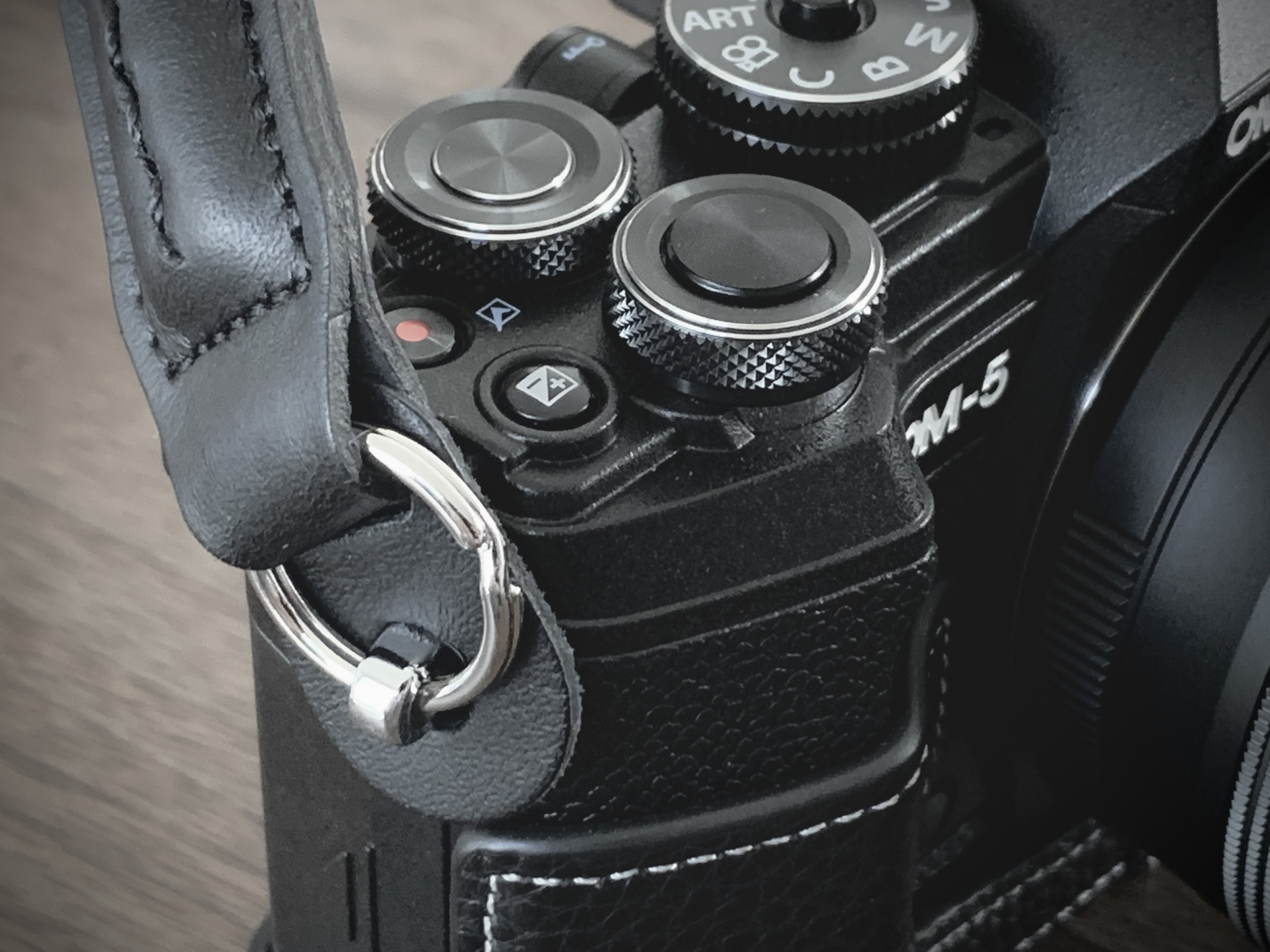 YOSEMITE ヨセミテ カメラストラップ 126mm コブラバックル YOSEMITE ヨセミテ カメラストラップ 126mm コブラバックル - メルカリ