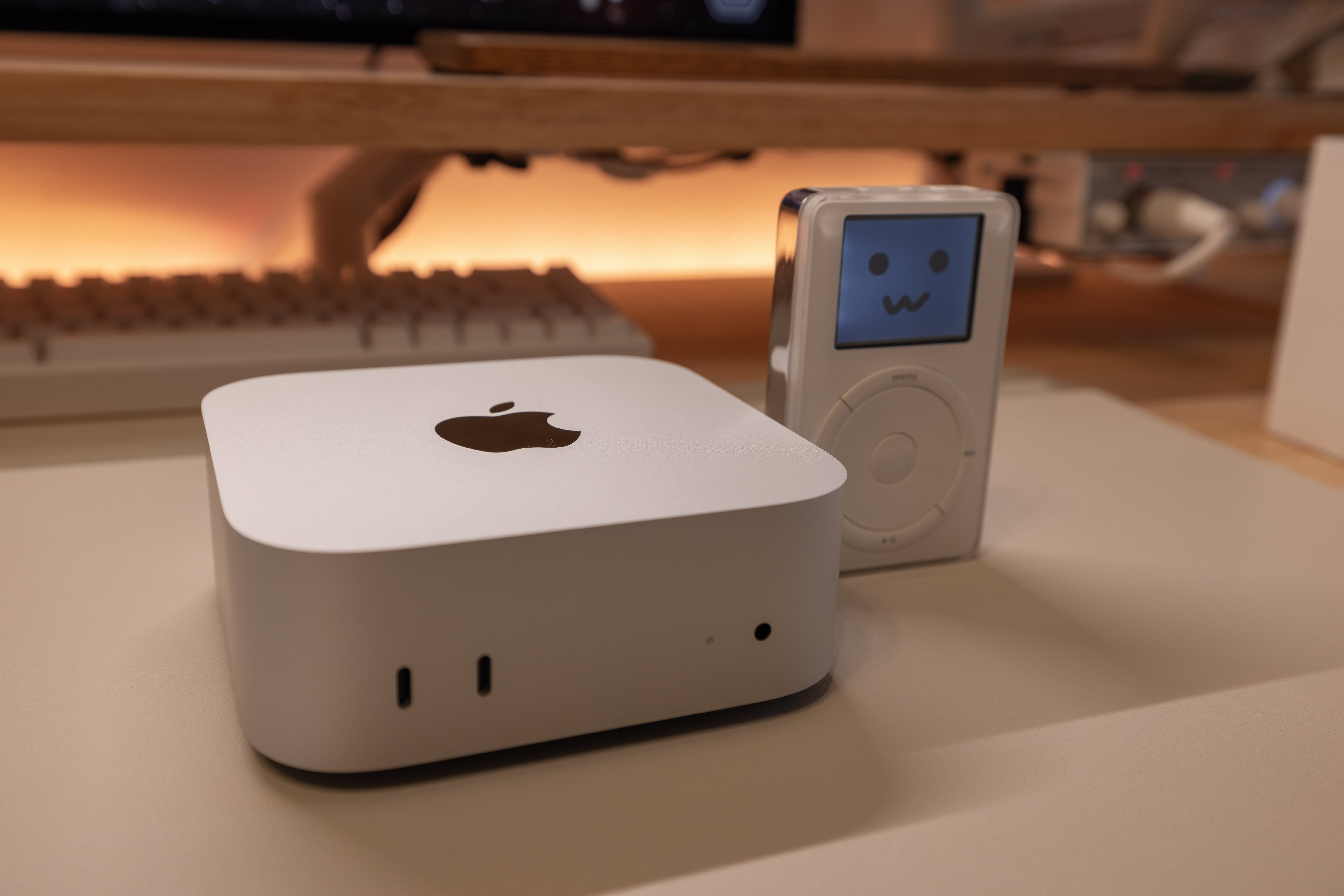 Apple Mac mini M4 2024新品未開封 New 2024 Apple - Mac mini Desktop - M4 chip, Choose RAM, SSD