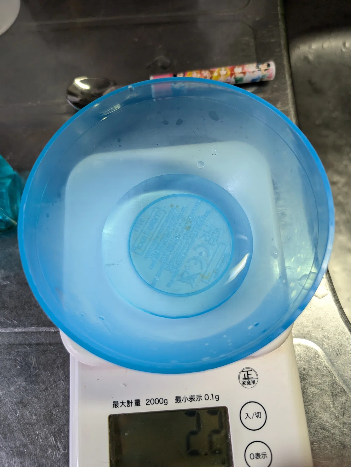 Surprisingly Easy Bubble Solution You Can Make With Household Items surprisingly-easy-bubble-solution-you-can-make-with-household-items