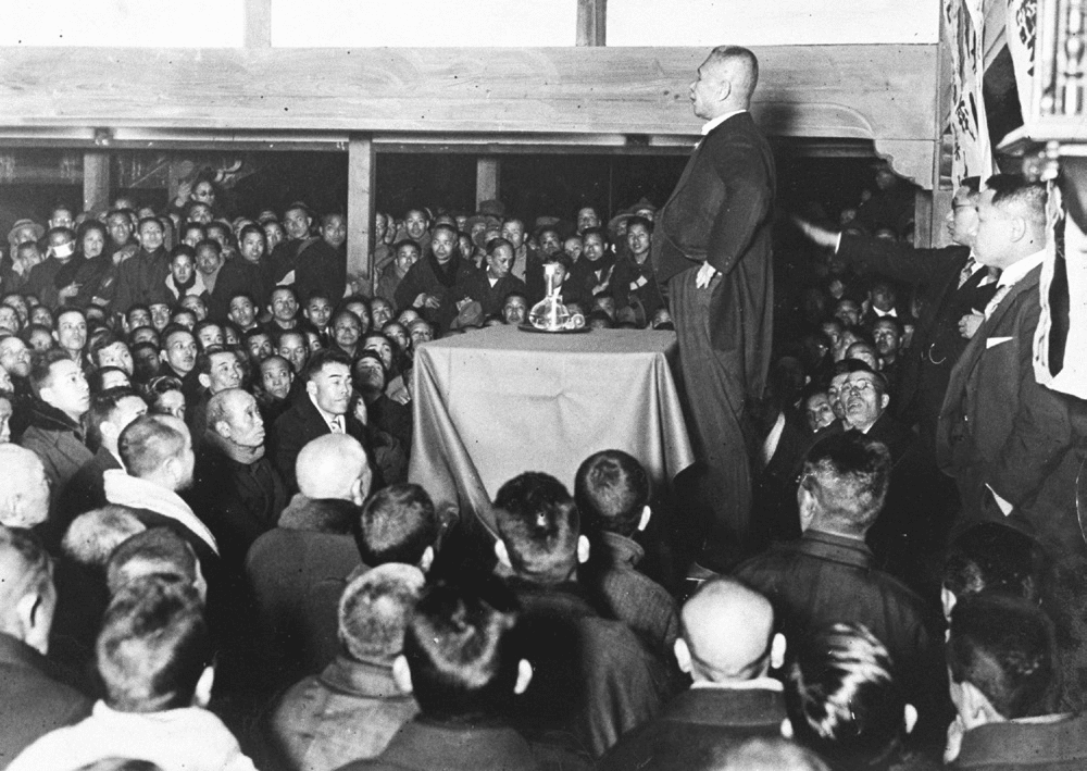 戦前・戦中の政治家24人の肉声から戦時体制の実態に迫る｜本がひらく