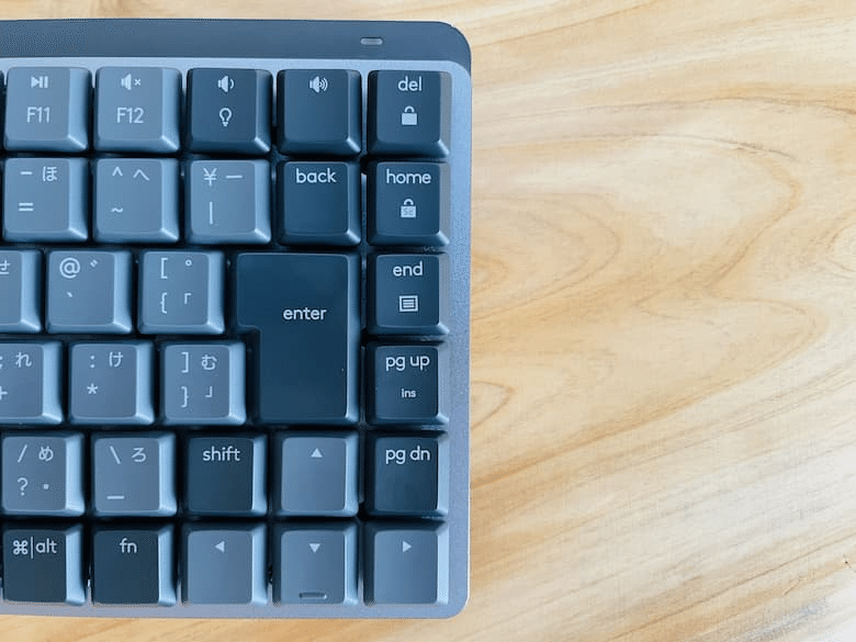 MX Mechanical mini 比較レビュー。赤軸と茶軸で迷ったあなたの