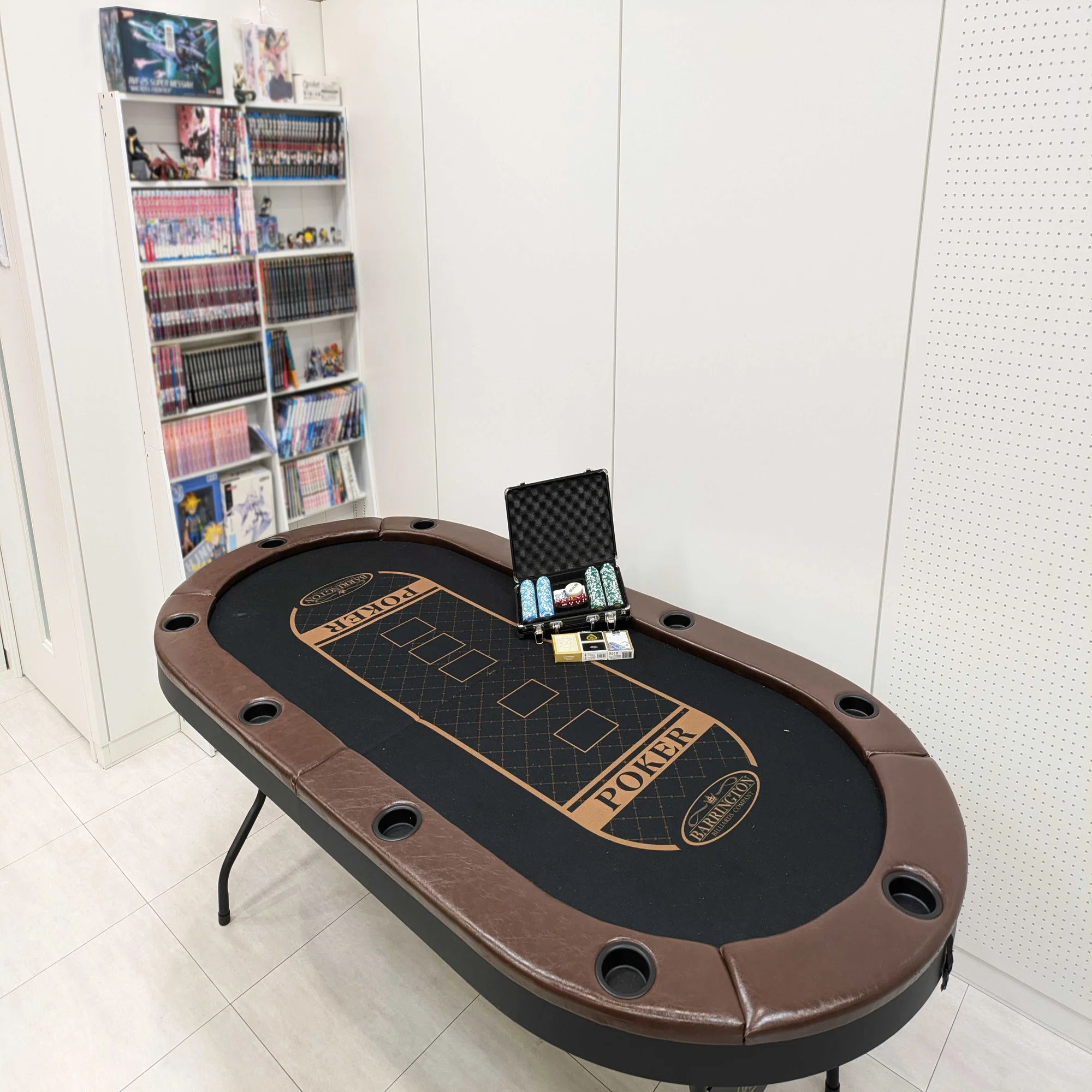エントランスにポーカーテーブル！？カヤックボンドのオフィス探検