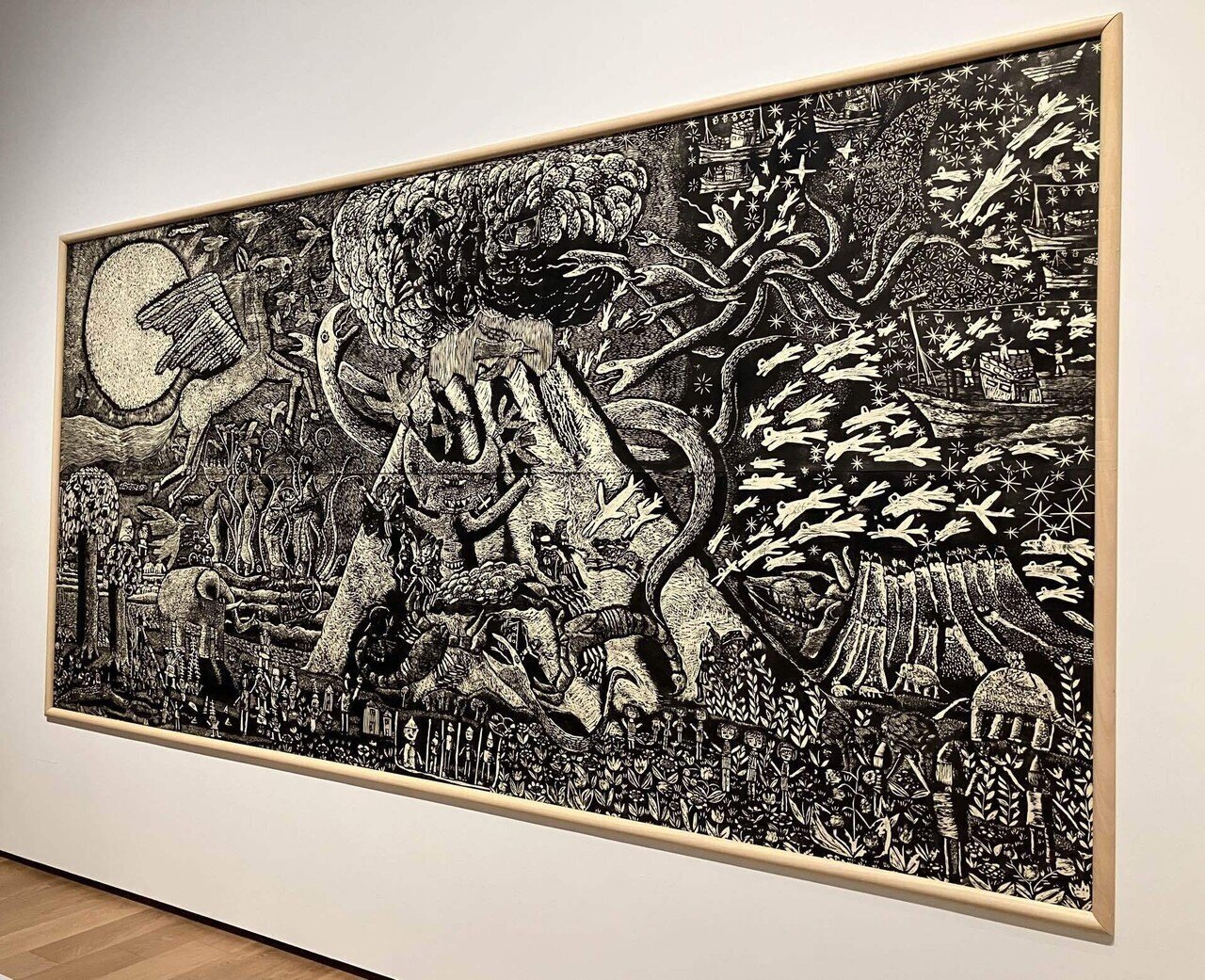 水生生物のモノクロアート作品 額50✖️60cm 水生生物のモノクロアート作品 額50✖️60cm 水生生物のモノクロアート