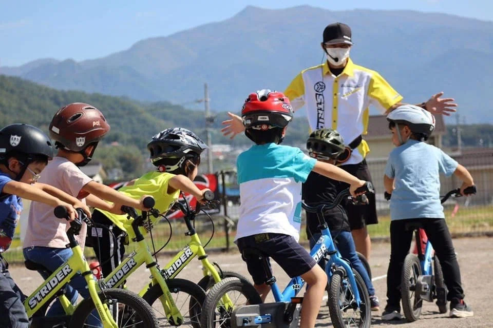 ★特選一連★多感な時期の子供たちに♡【グリーンルチル6mmラウンド連】❤️ 🚲【ゲストコラム】自転車トライアル元世界チャンピオン・有薗啓剛さん