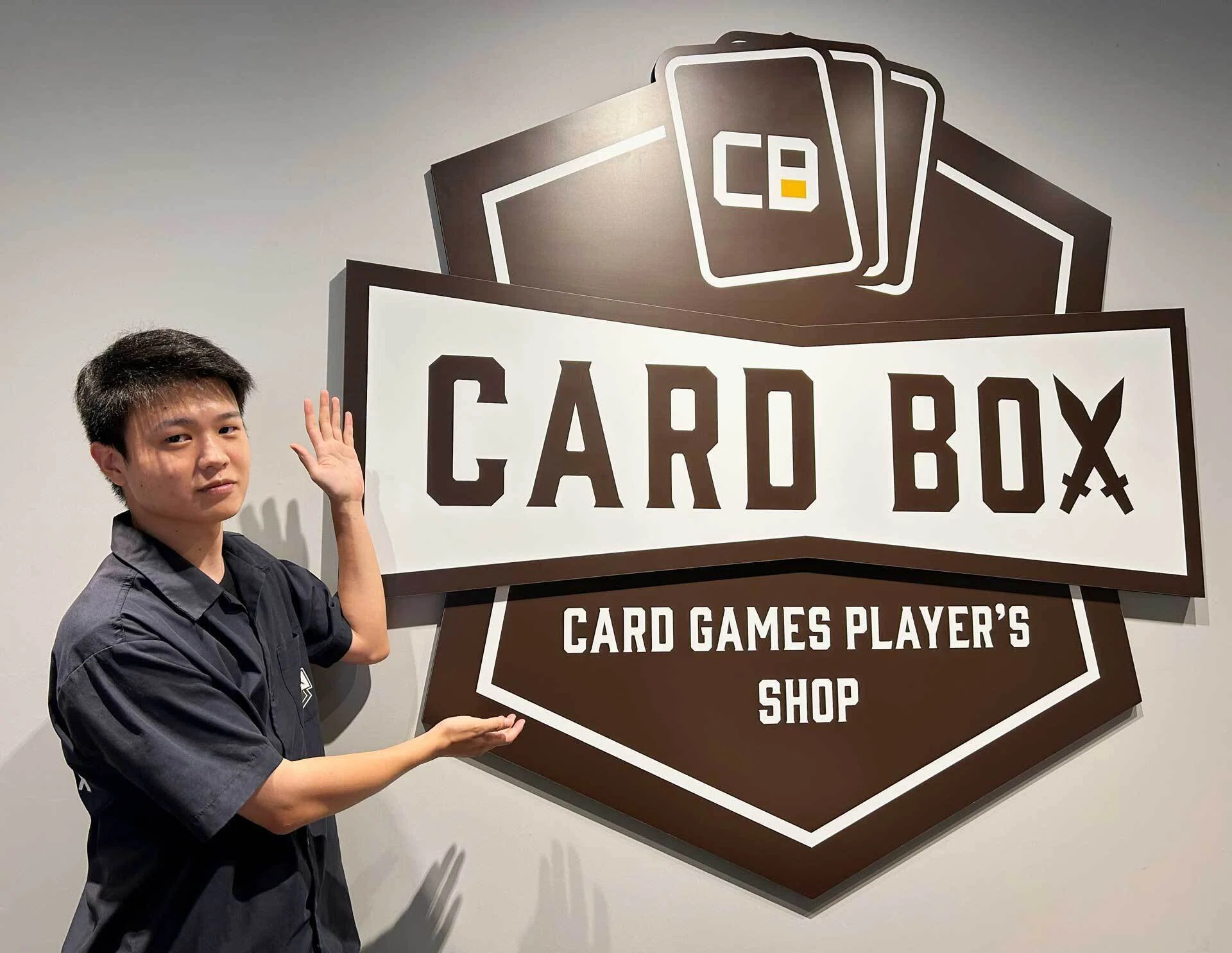 トレカ・イベント・店内装飾も！楽しめる要素がたくさん！｜社員
