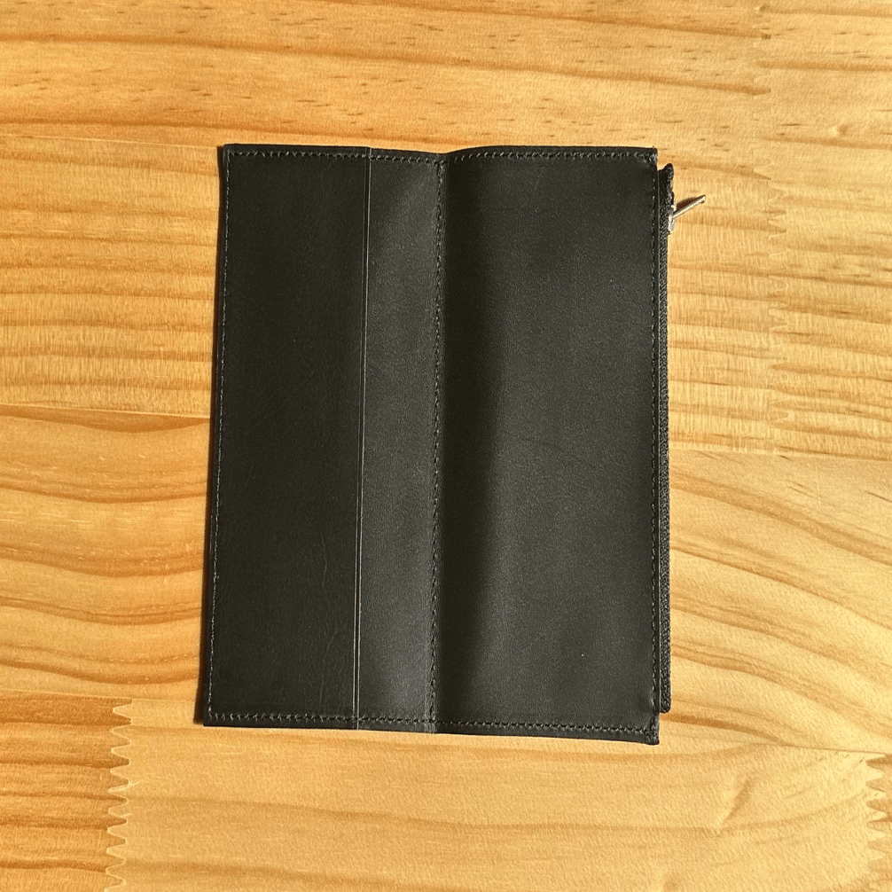 トラベラーズカンパニー　レザージッパーケース　ブラック　レギュラーサイズ トラベラーズカンパニー レザージッパーケース ブラック レギュラー