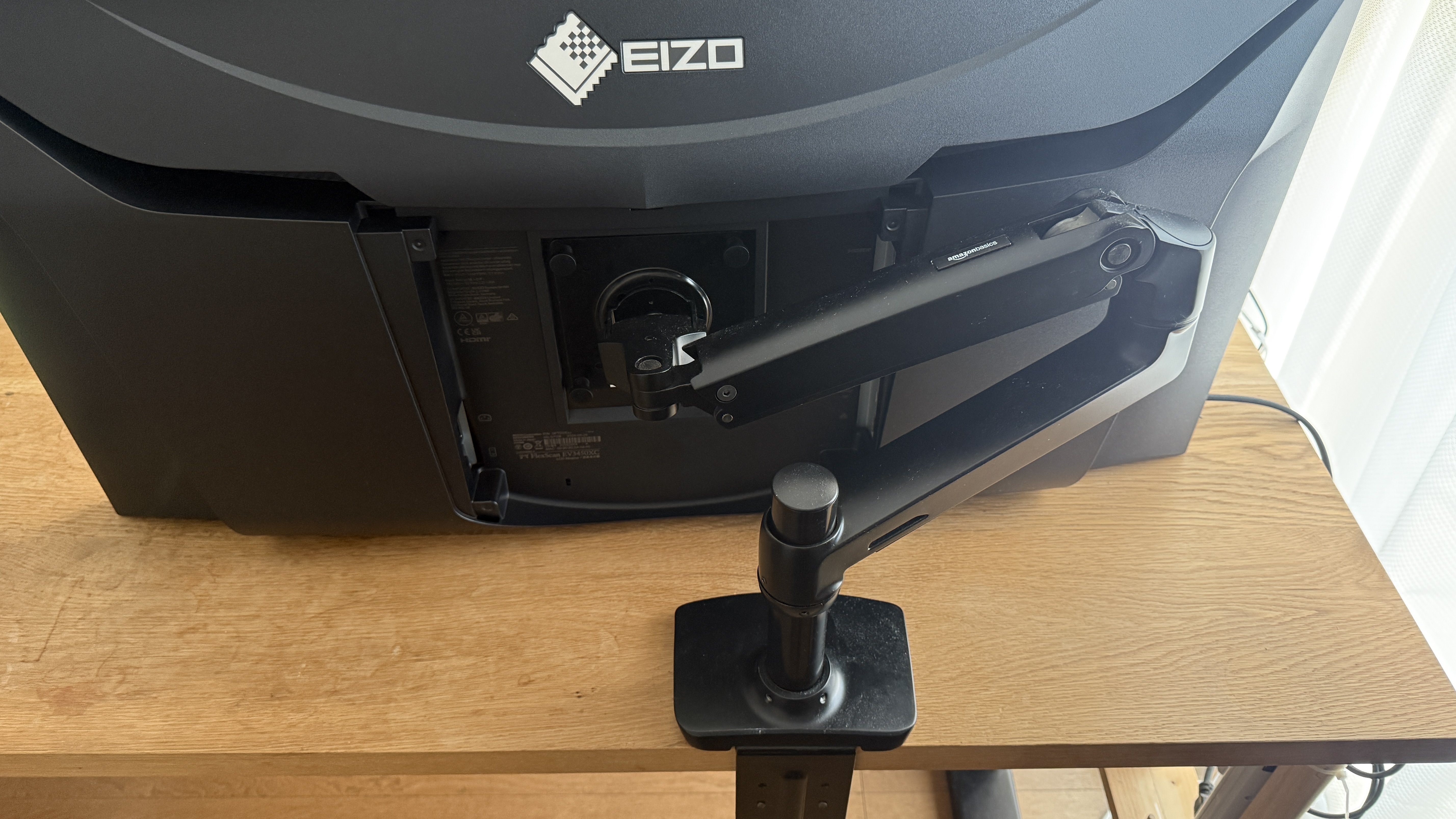 ウルトラワイド・カメラ内蔵な EIZO モニタを導入 (EV3450XC ウルトラワイド・カメラ内蔵な EIZO モニタを導入 (EV3450XC
