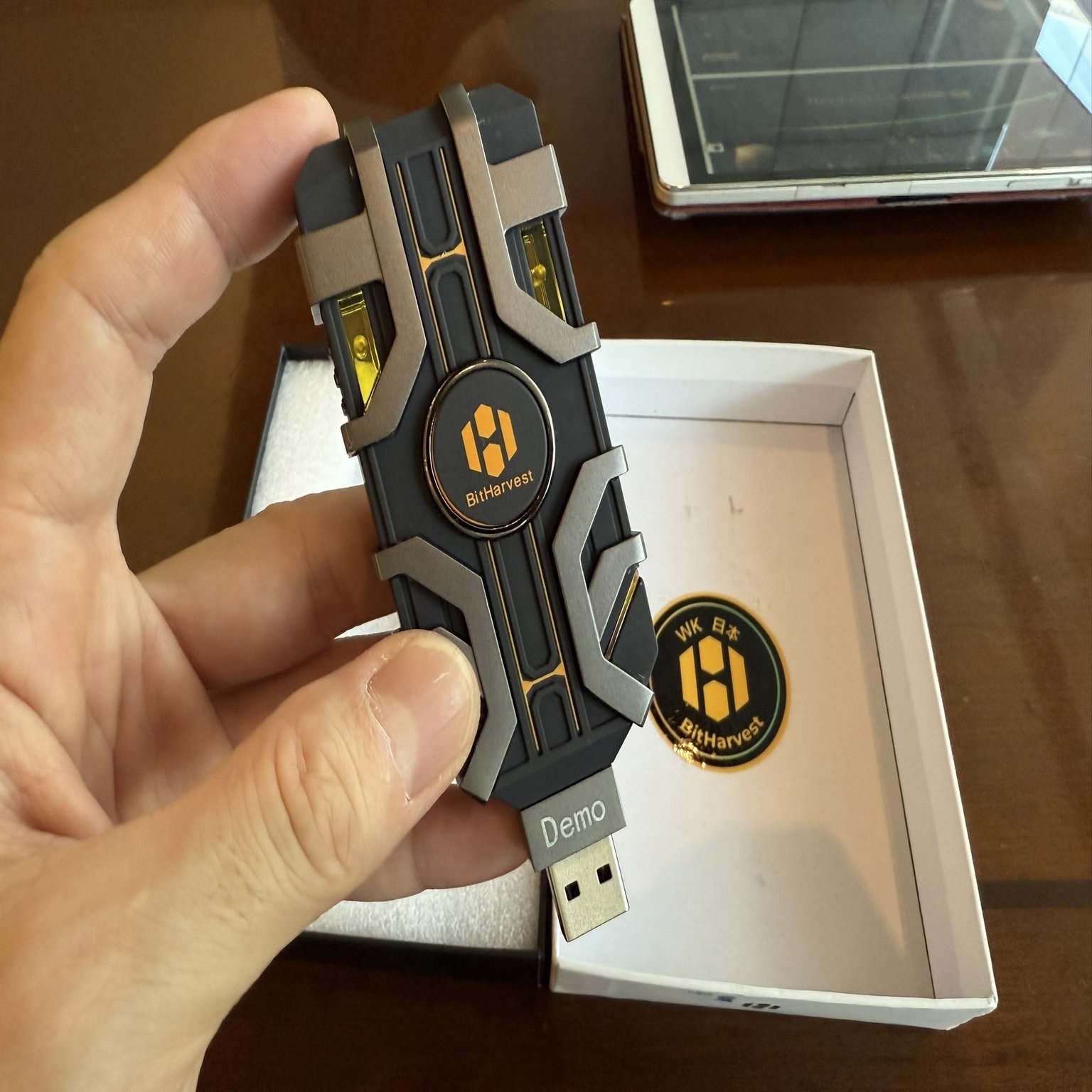 スマホでマイニングができるBitHarvestが怪し面白そう｜Takahiro Sakashita