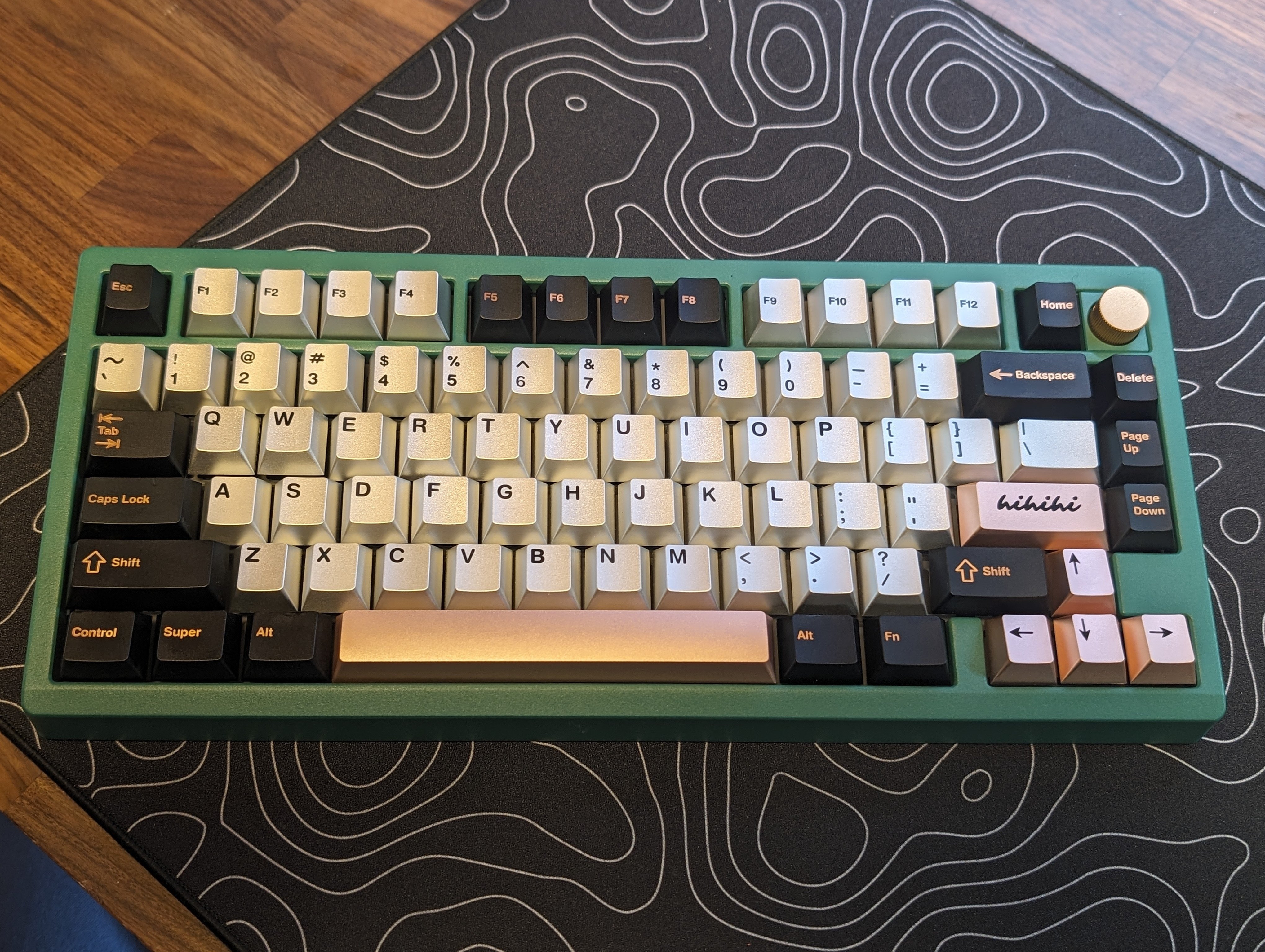 カスタムキーボードの世界】♯1|55 Nickchan カスタムキーボードの世界】♯1|55 Nickchan