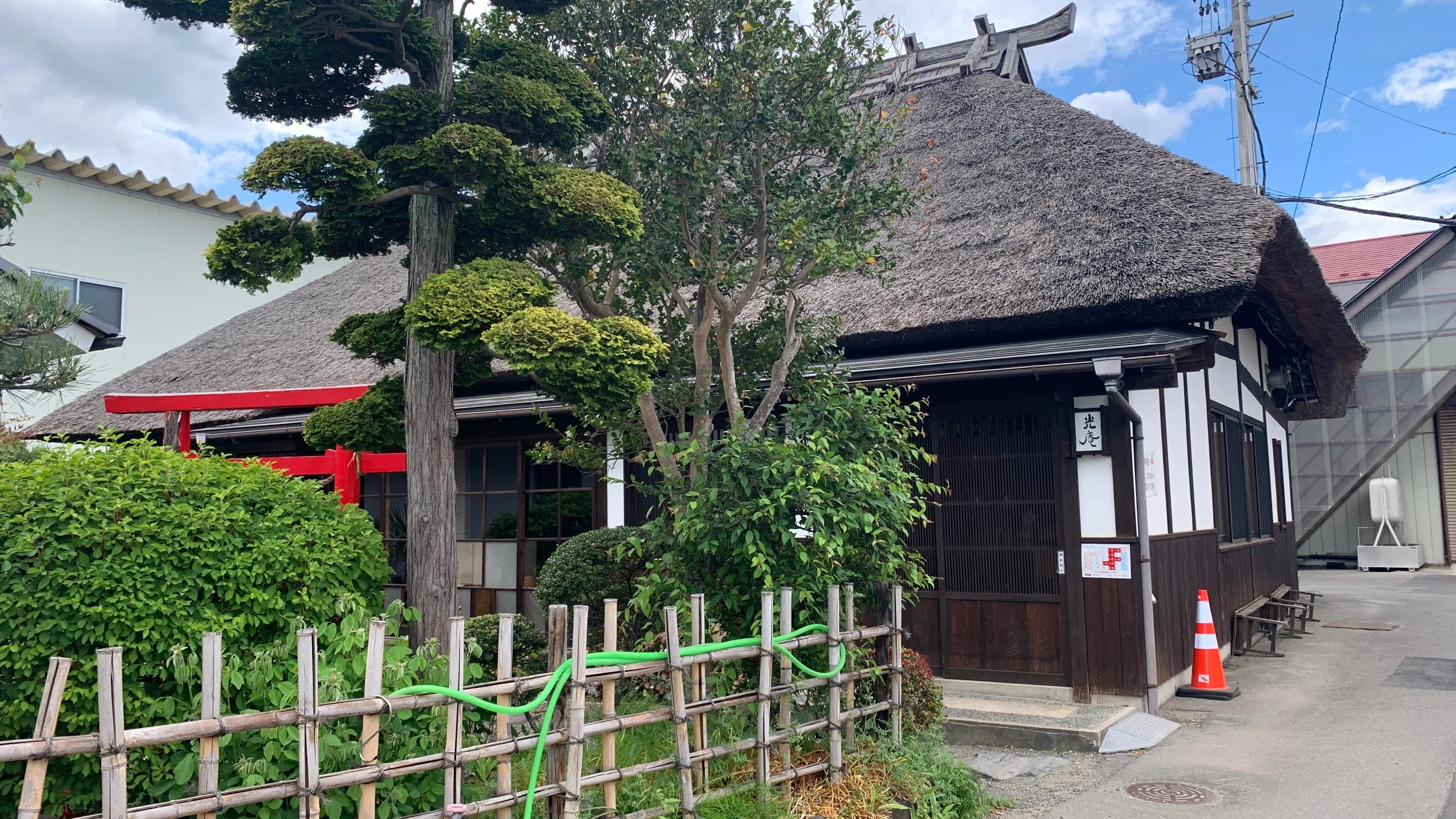 400年の伝統を未来へ 「光庵と吉見家と茅葺きの物語 その2」｜株式会社
