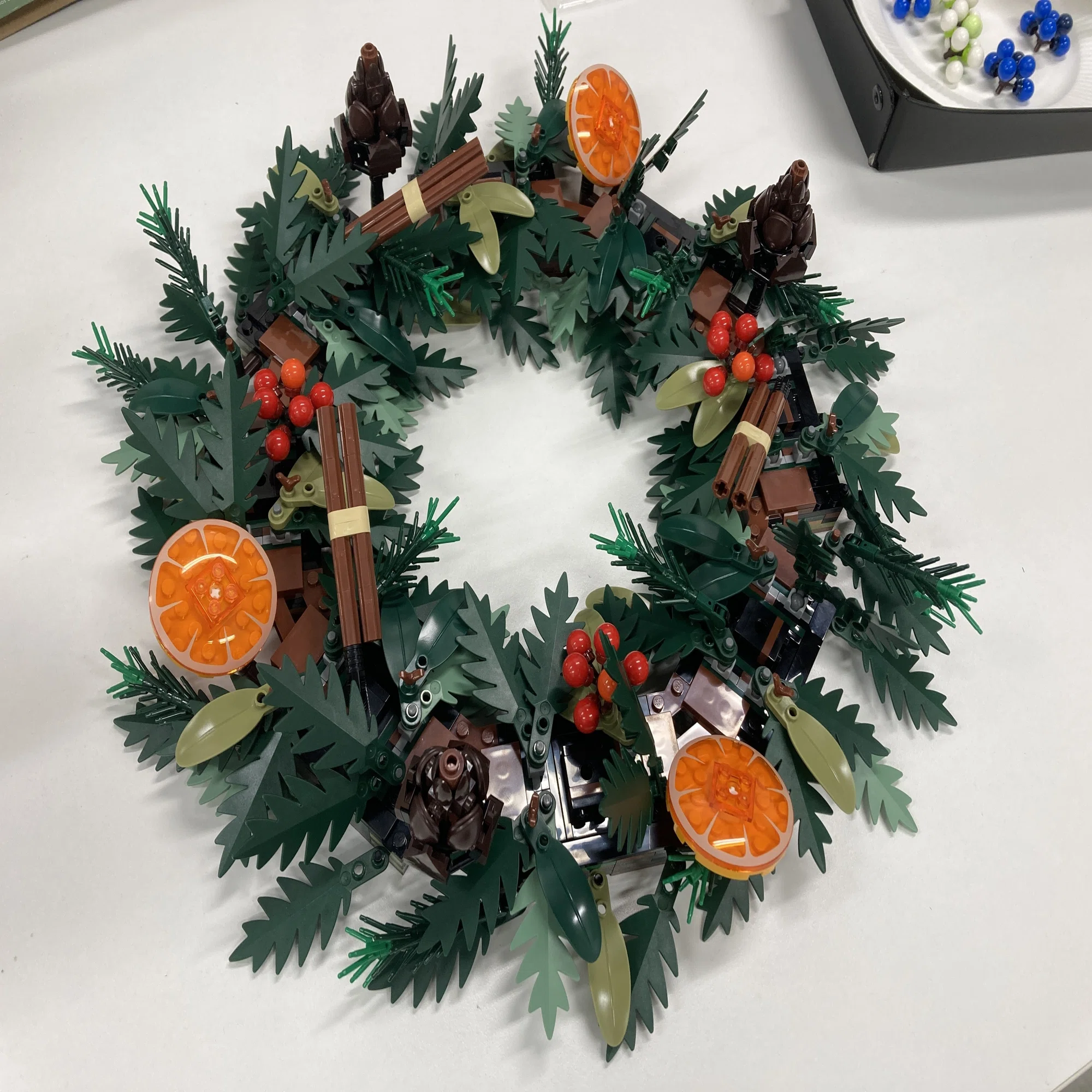 大人レゴ：クリスマスリース｜kotsugilab
