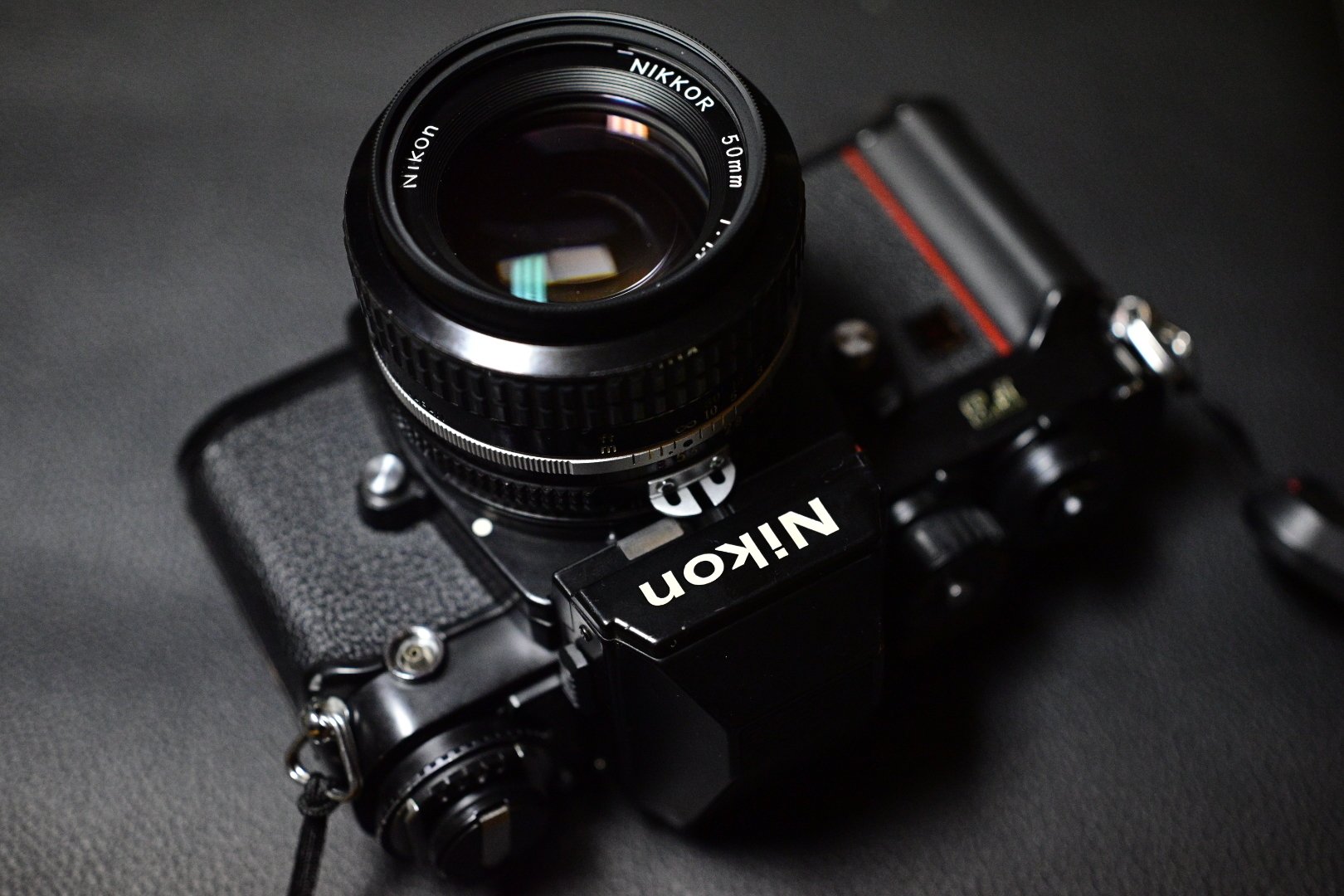 ニコン Nikon F3 HP + Micro-NIKKOR-P.C Auto 55mm 張り付か F3 ニコン Nikon F3 HP + Micro-NIKKOR-P.C Auto 55mm 張り付か F3