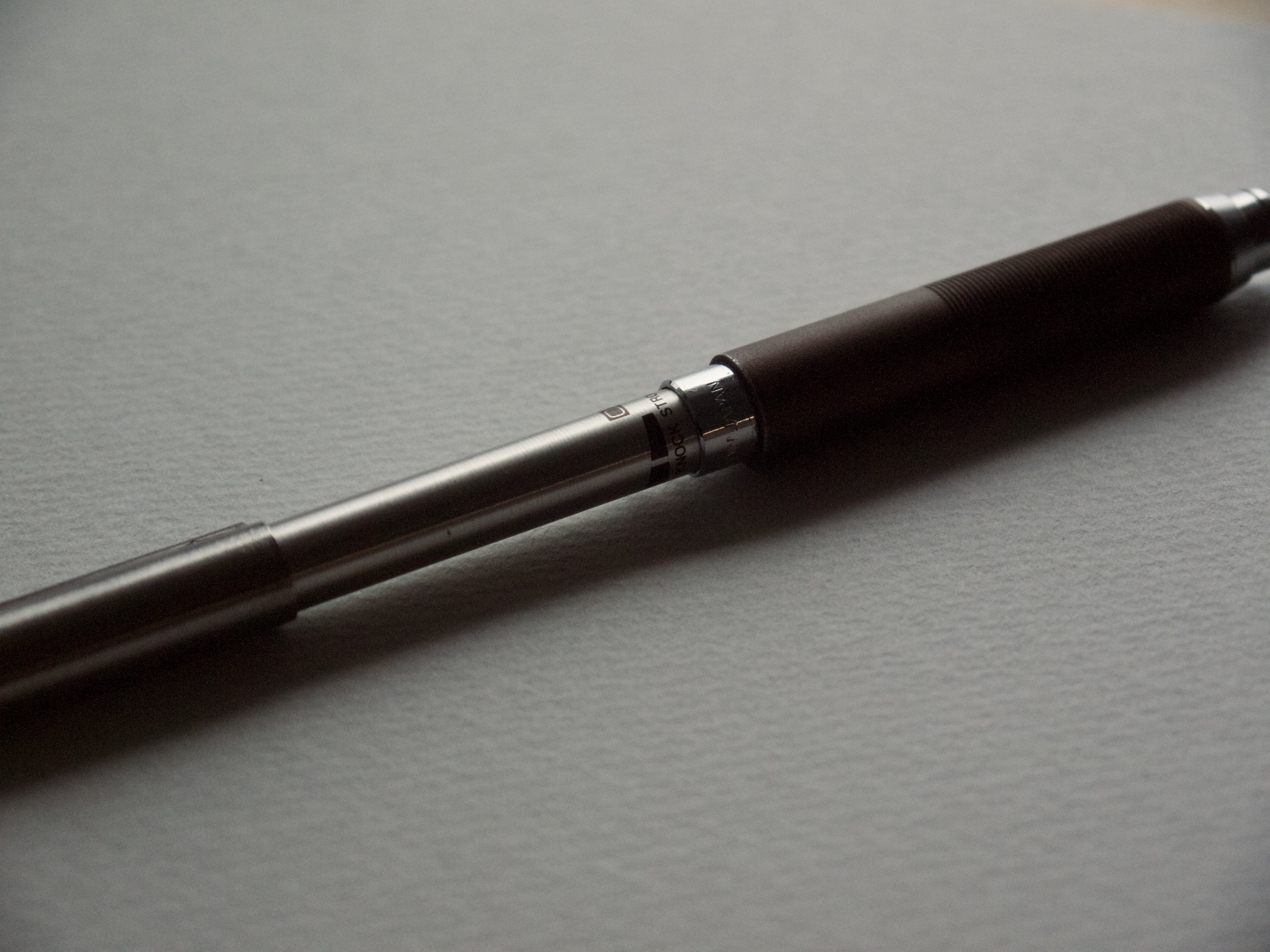 トンボ鉛筆 バリアブル｜ゆう