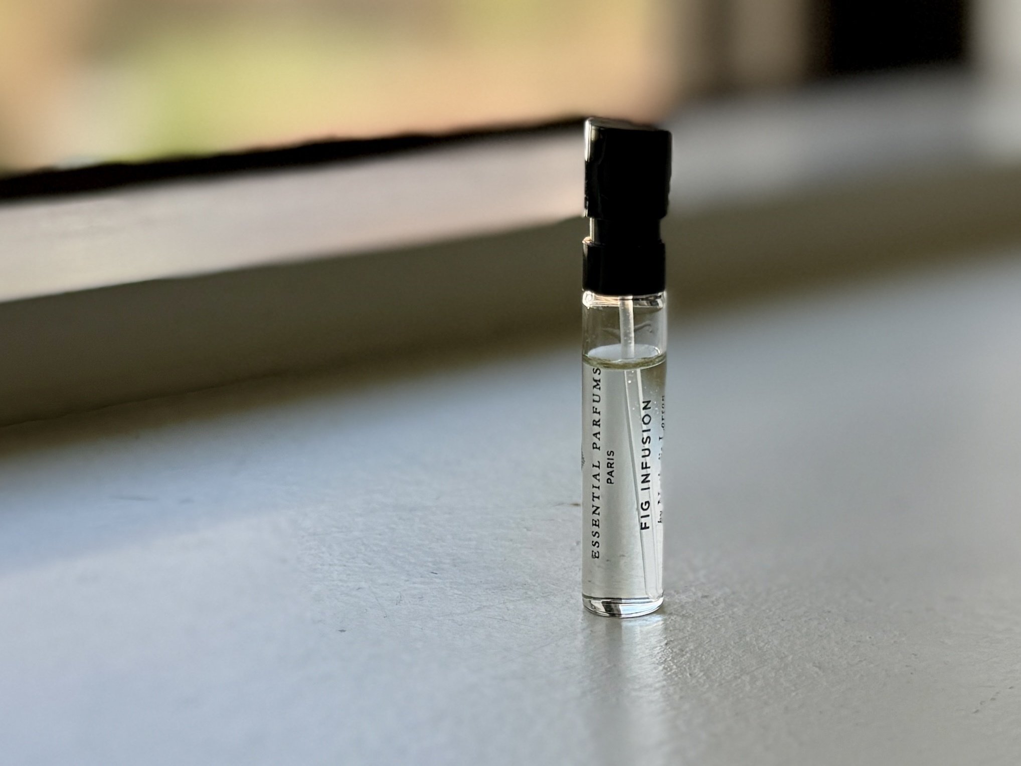 香水(ユニセックス) ESSENTIAL PARFUMS FIG INFUSION Essential Parfums Unisex Fig Infusion EDP Spray 3.4 oz