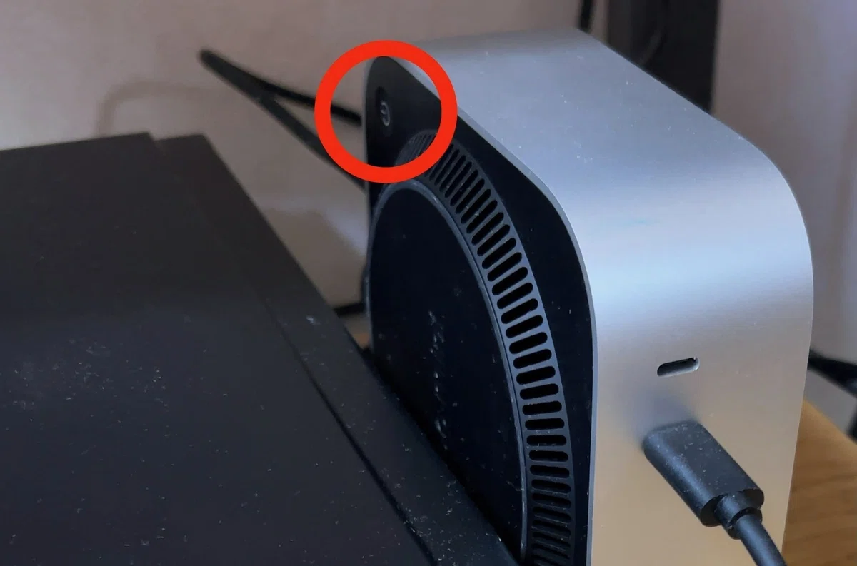 How to press the M4 Mac mini power button!｜けーた